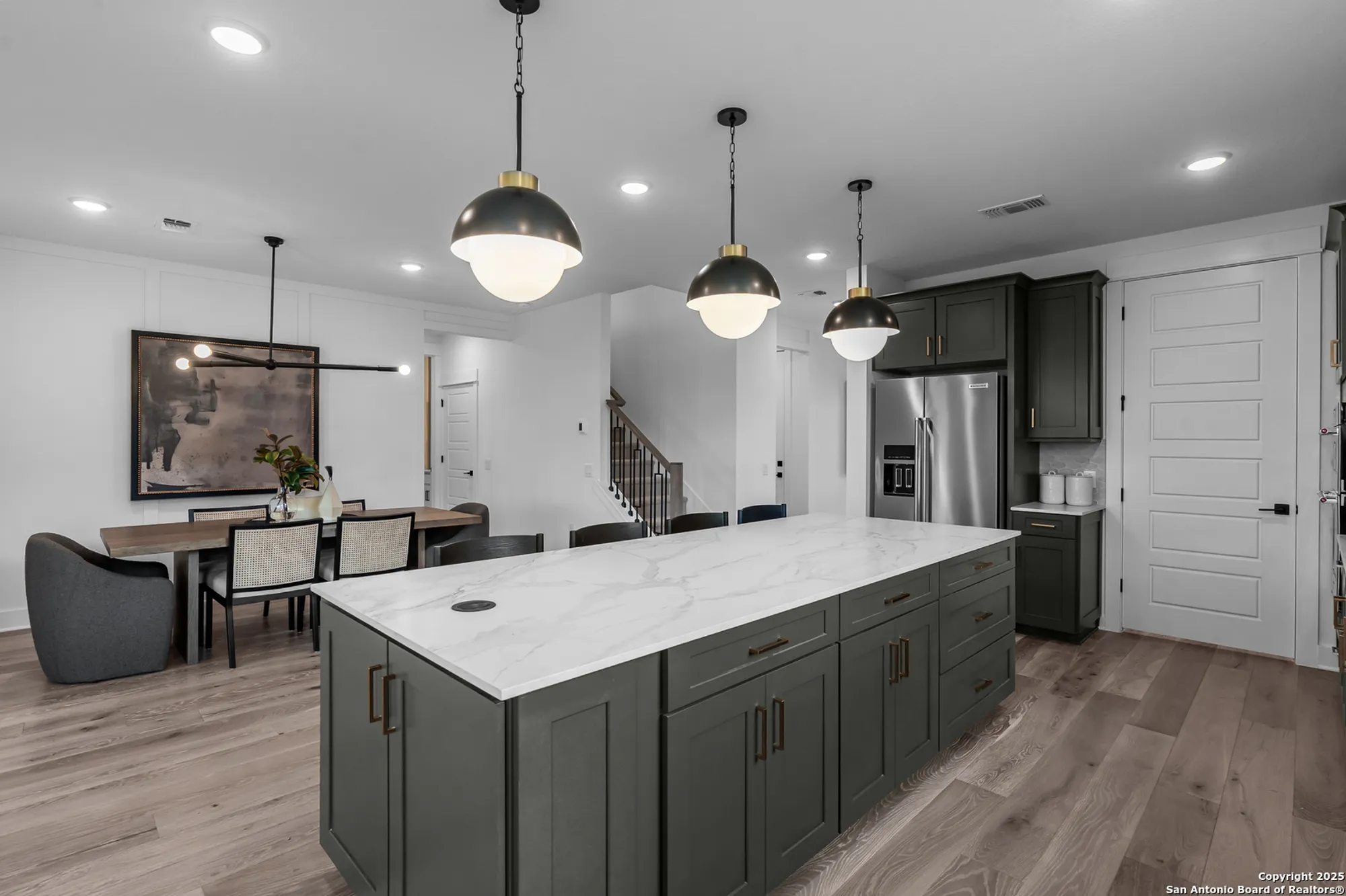 Property Slideshow image 9 of 30 | 617 dayflower ln, New Braunfels, TX, 78132