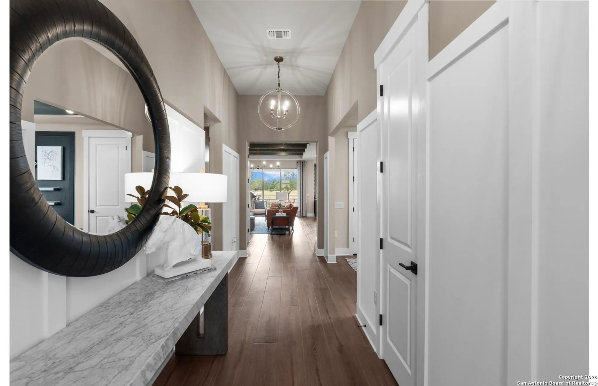 Property Slideshow image 16 of 31 | 613 dayflower ln, New Braunfels, TX, 78132