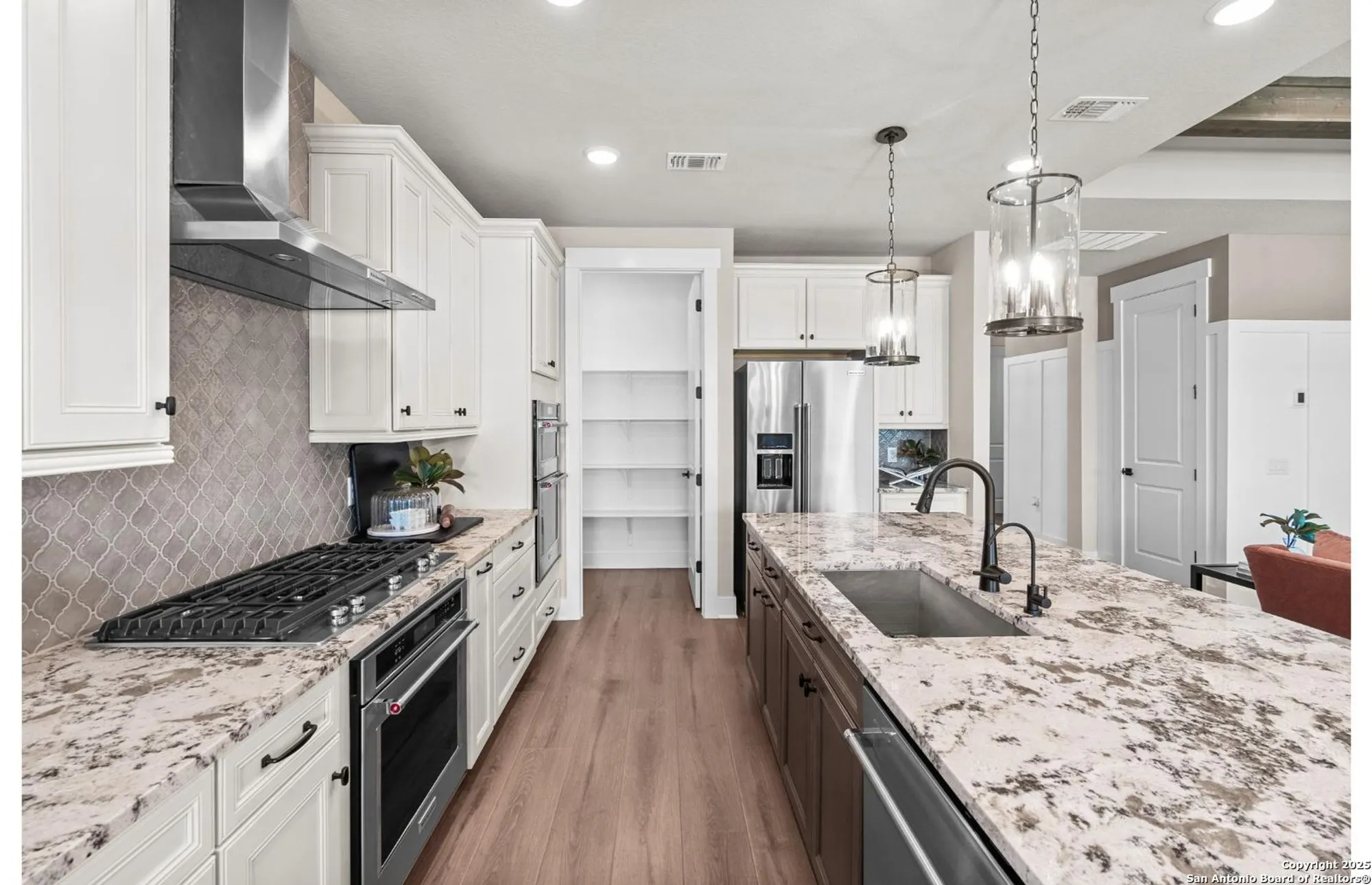 Property Slideshow image 20 of 31 | 613 dayflower ln, New Braunfels, TX, 78132