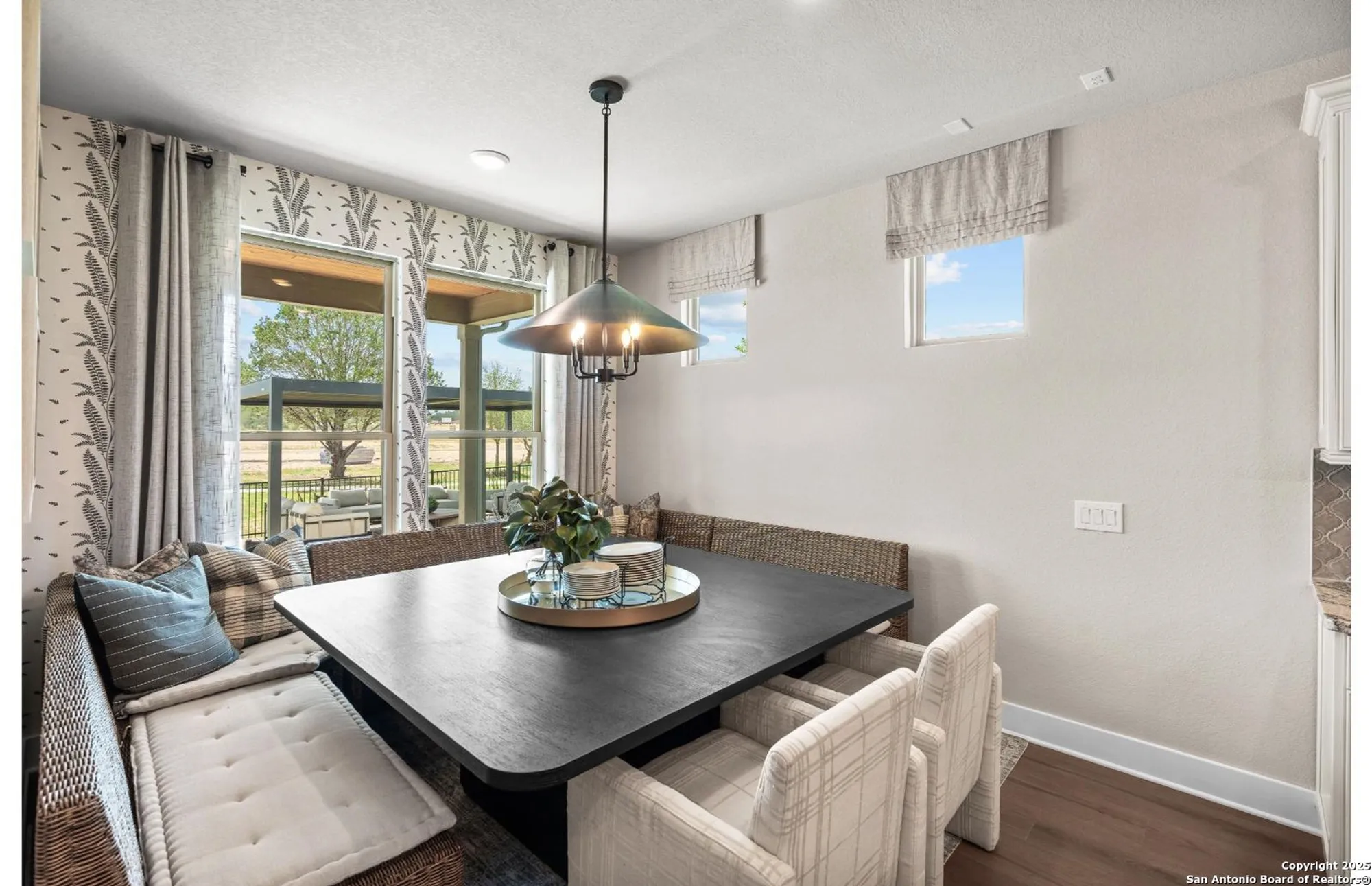 Property Slideshow image 21 of 31 | 613 dayflower ln, New Braunfels, TX, 78132