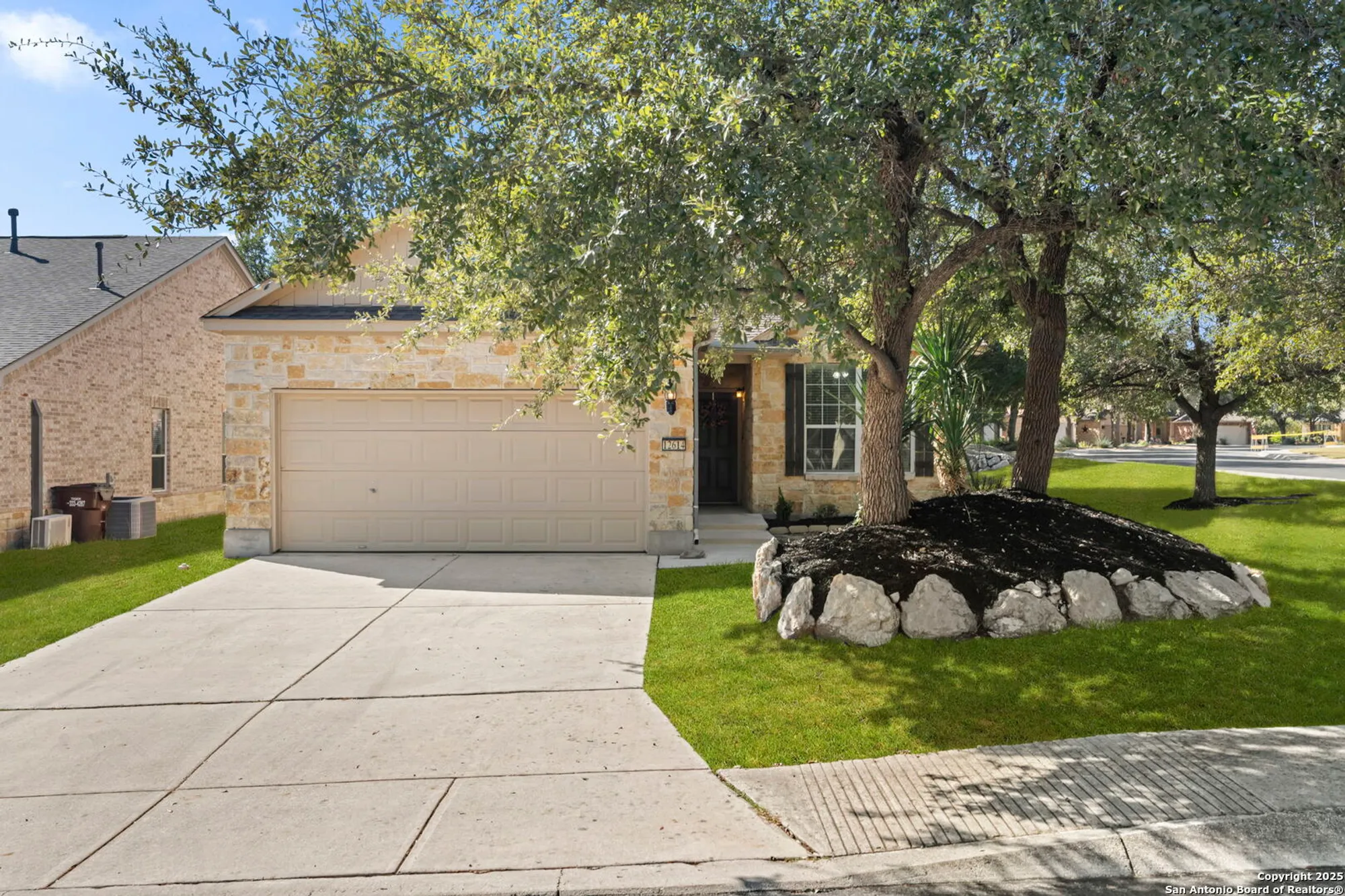 Property Slideshow image 3 of 45 | 12614 cascade hls, San Antonio, TX, 78253