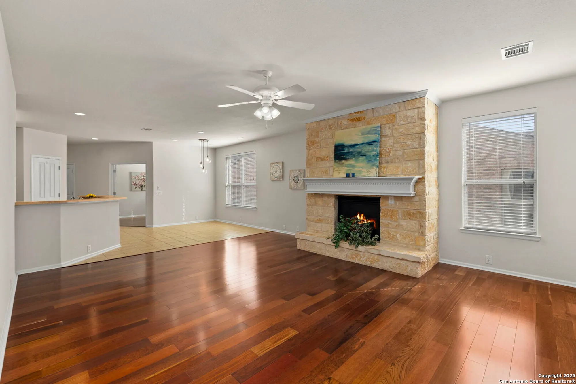 Property Slideshow image 8 of 45 | 12614 cascade hls, San Antonio, TX, 78253