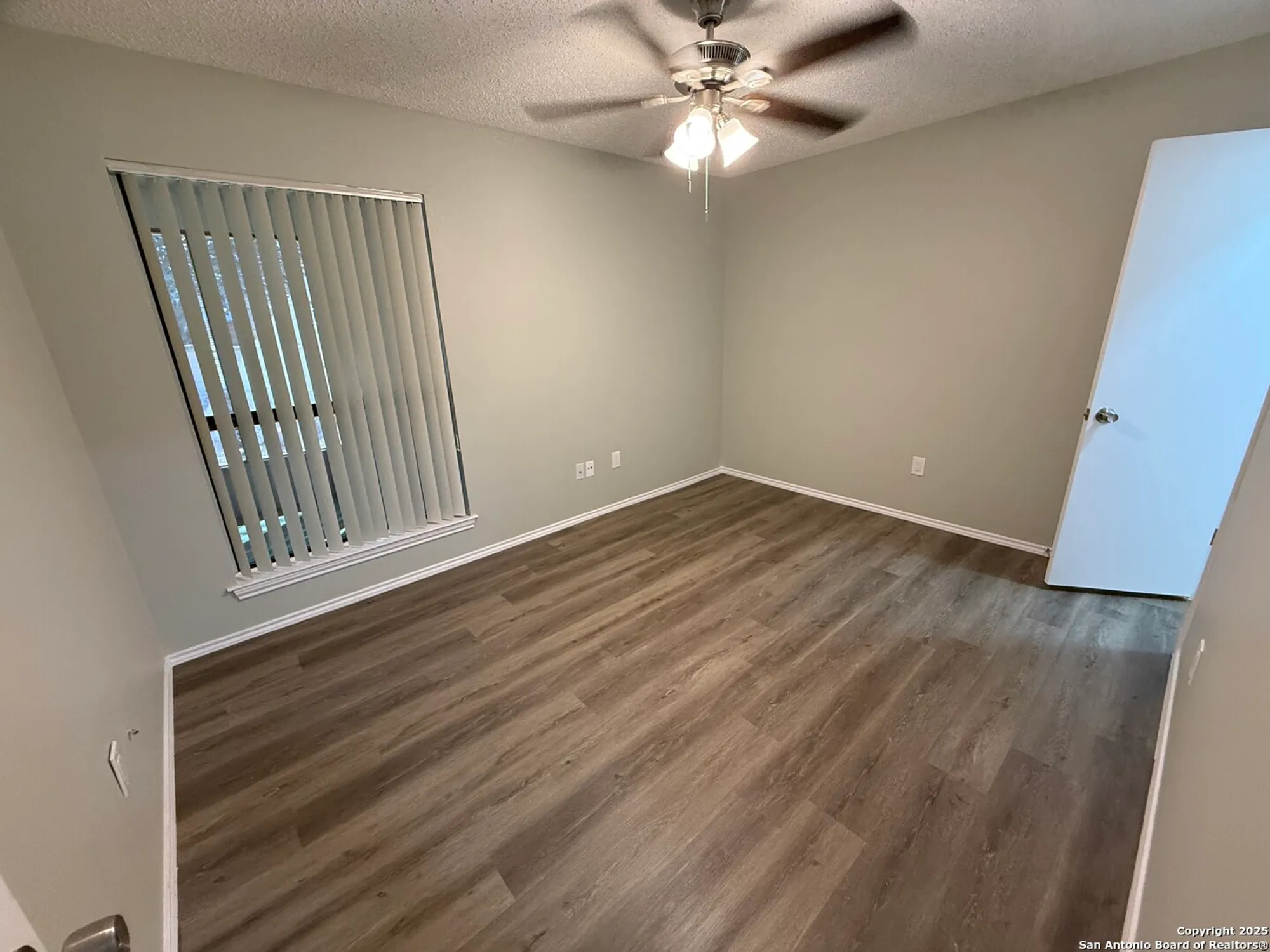 Property Slideshow image 10 of 15 | 3820 pheasant, Schertz, TX, 78108