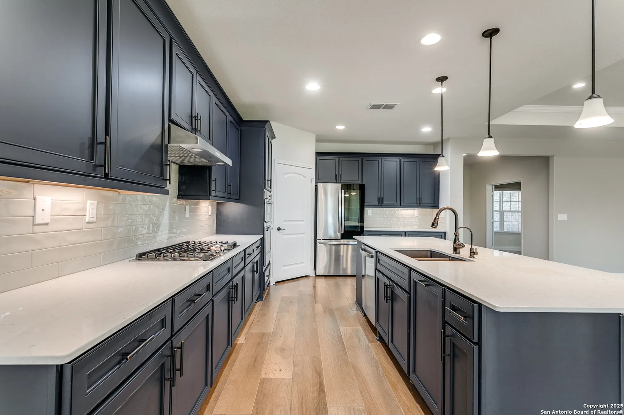 Property Slideshow image 10 of 21 | 13102 gsl dr, San Antonio, TX, 78253