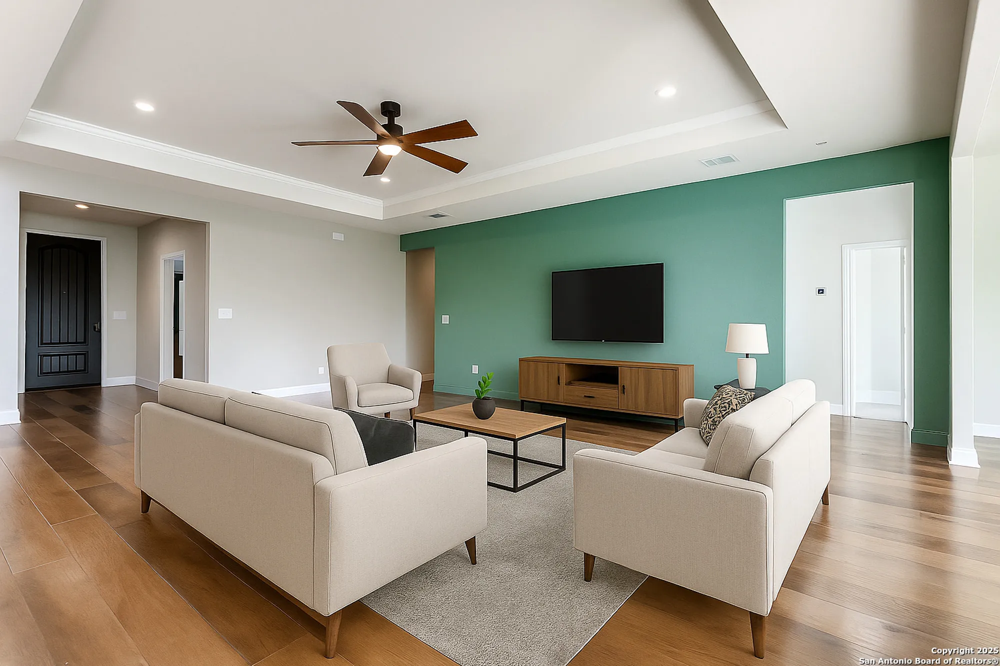 Property Slideshow image 6 of 21 | 13102 gsl dr, San Antonio, TX, 78253