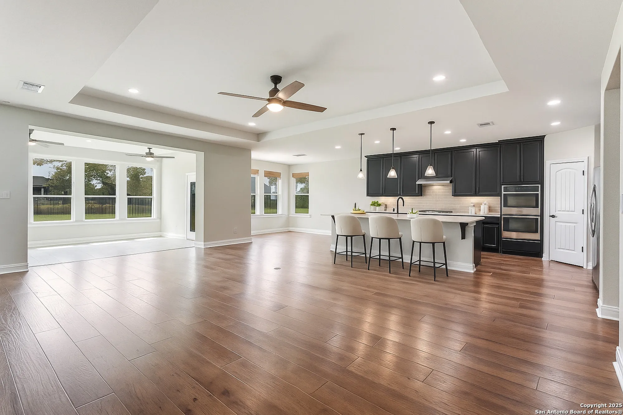 Property Slideshow image 9 of 21 | 13102 gsl dr, San Antonio, TX, 78253