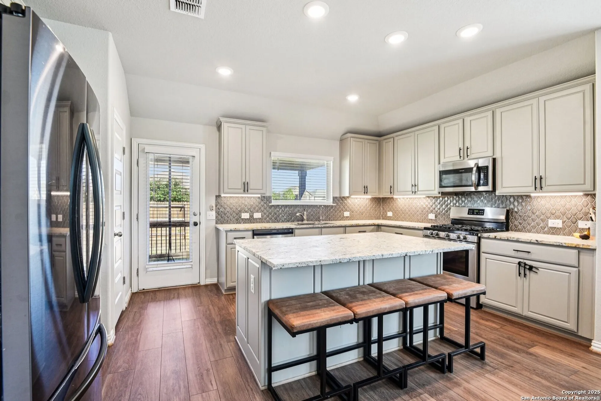 Property Slideshow image 6 of 43 | 2034 egret ave, New Braunfels, TX, 78132