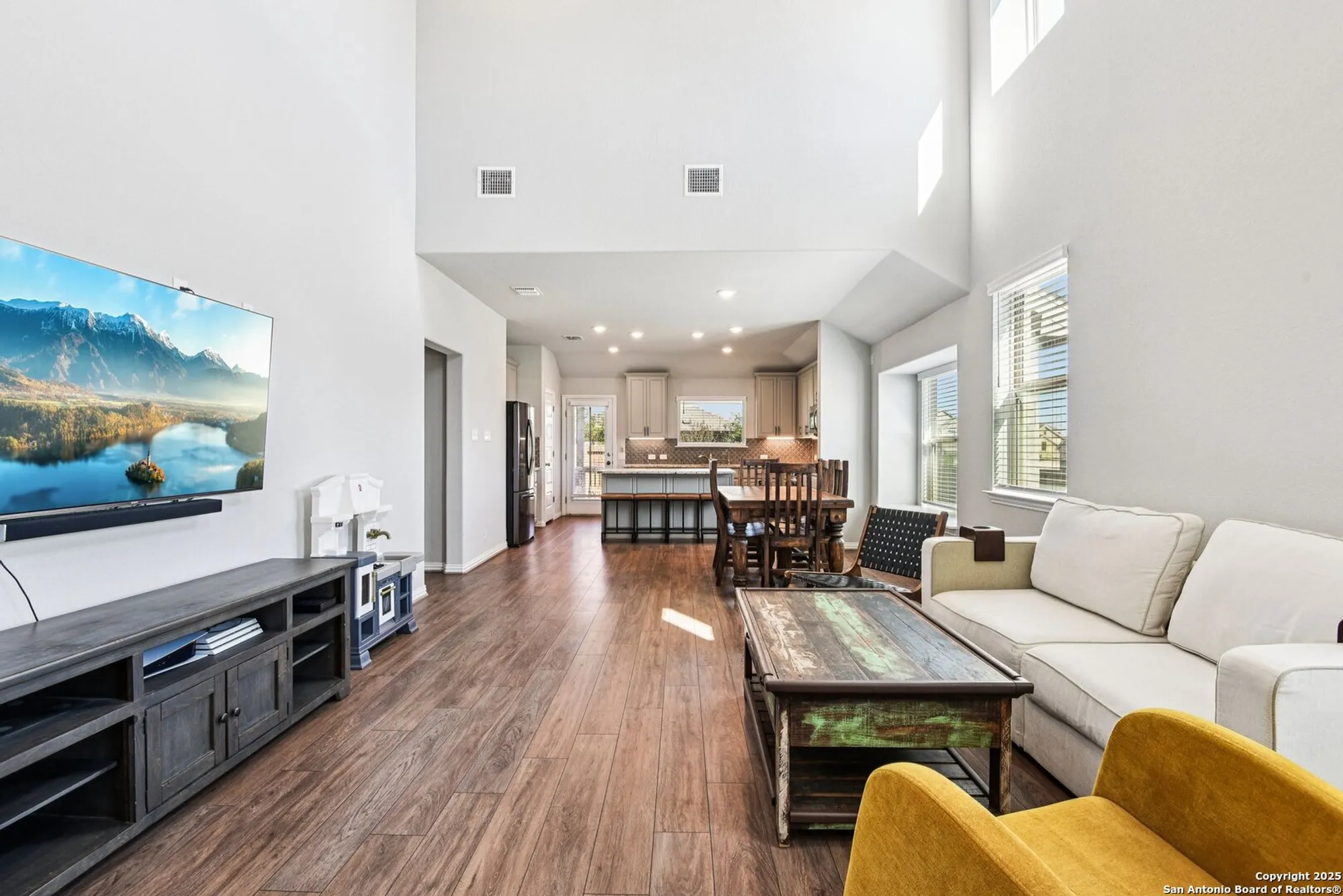 Property Slideshow image 12 of 43 | 2034 egret ave, New Braunfels, TX, 78132