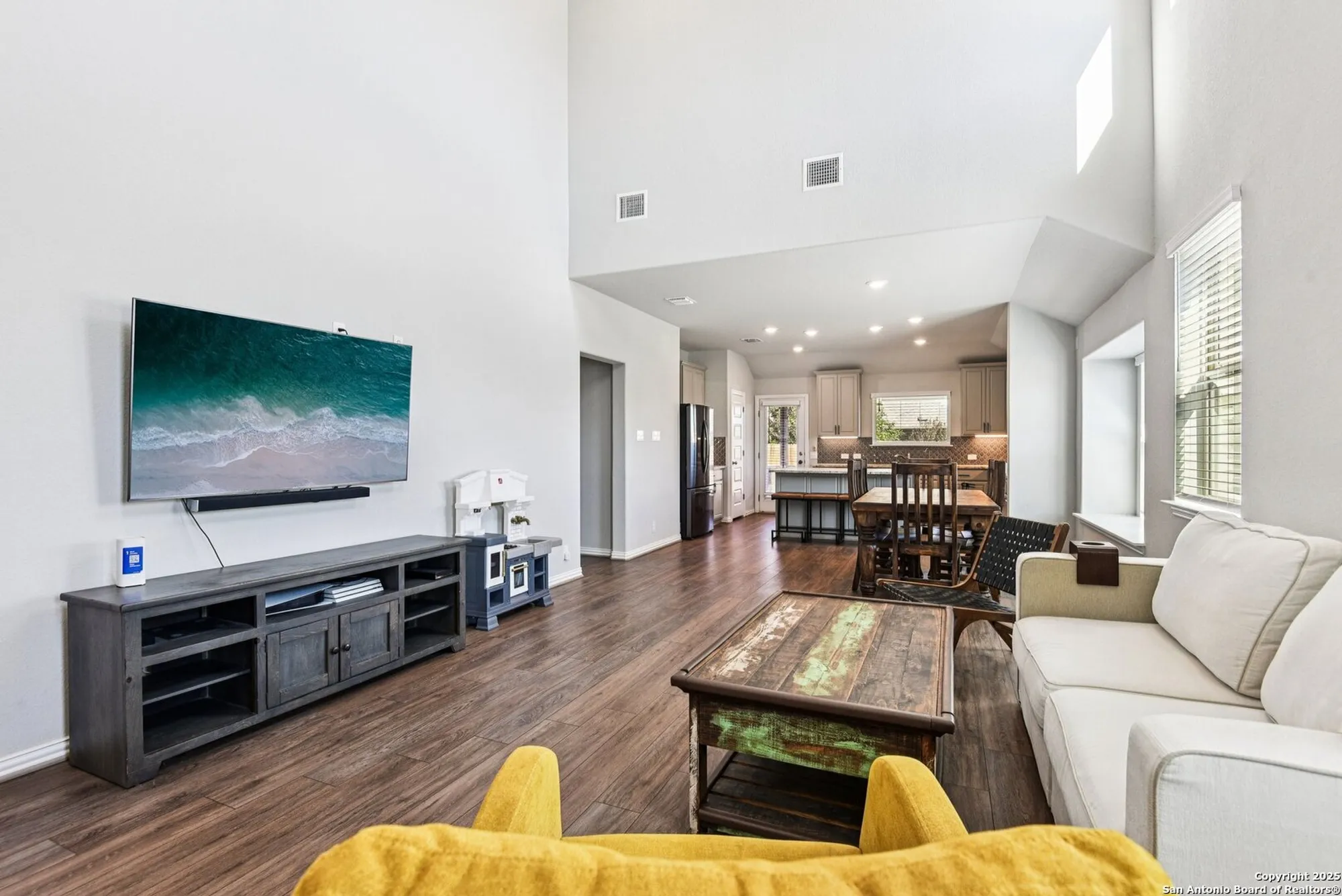 Property Slideshow image 13 of 43 | 2034 egret ave, New Braunfels, TX, 78132