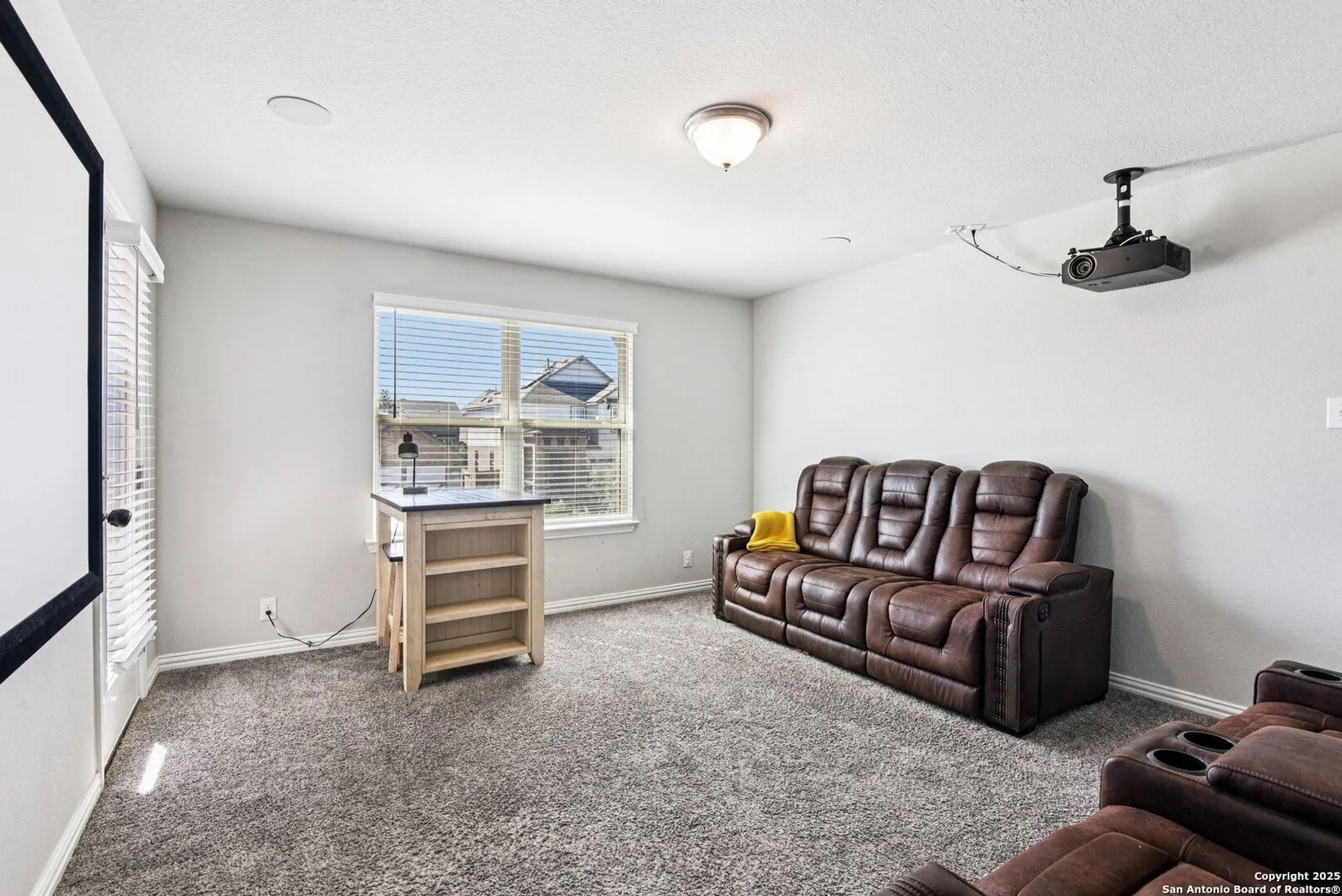 Property Slideshow image 29 of 43 | 2034 egret ave, New Braunfels, TX, 78132