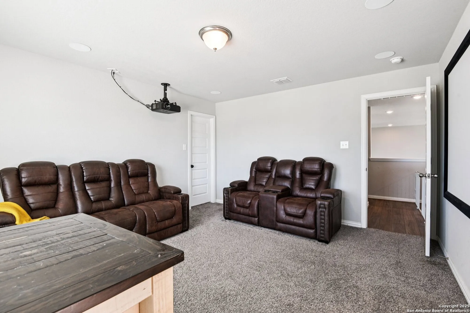 Property Slideshow image 30 of 43 | 2034 egret ave, New Braunfels, TX, 78132