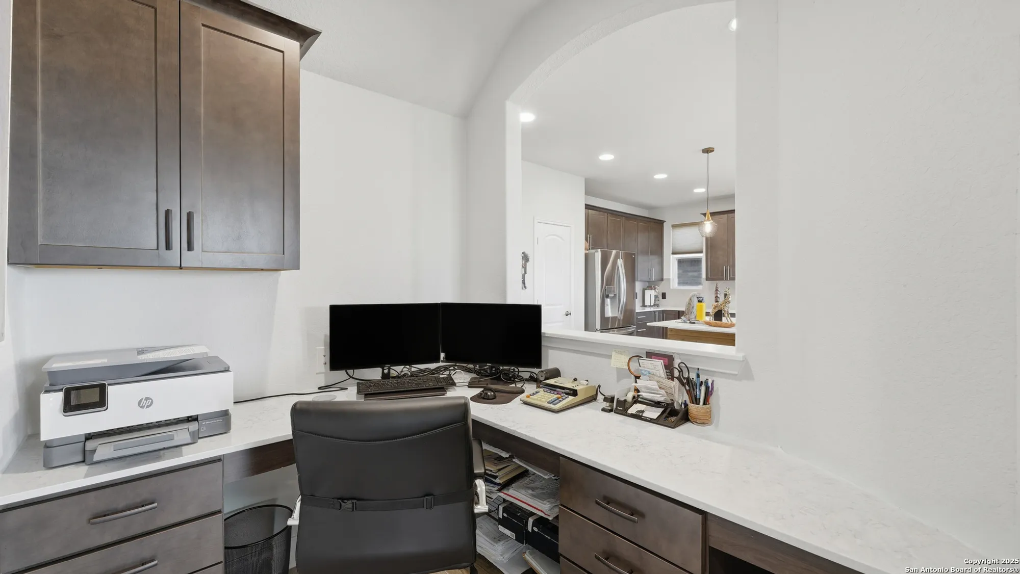 Property Slideshow image 29 of 46 | 820 silverberry dr, New Braunfels, TX, 78132