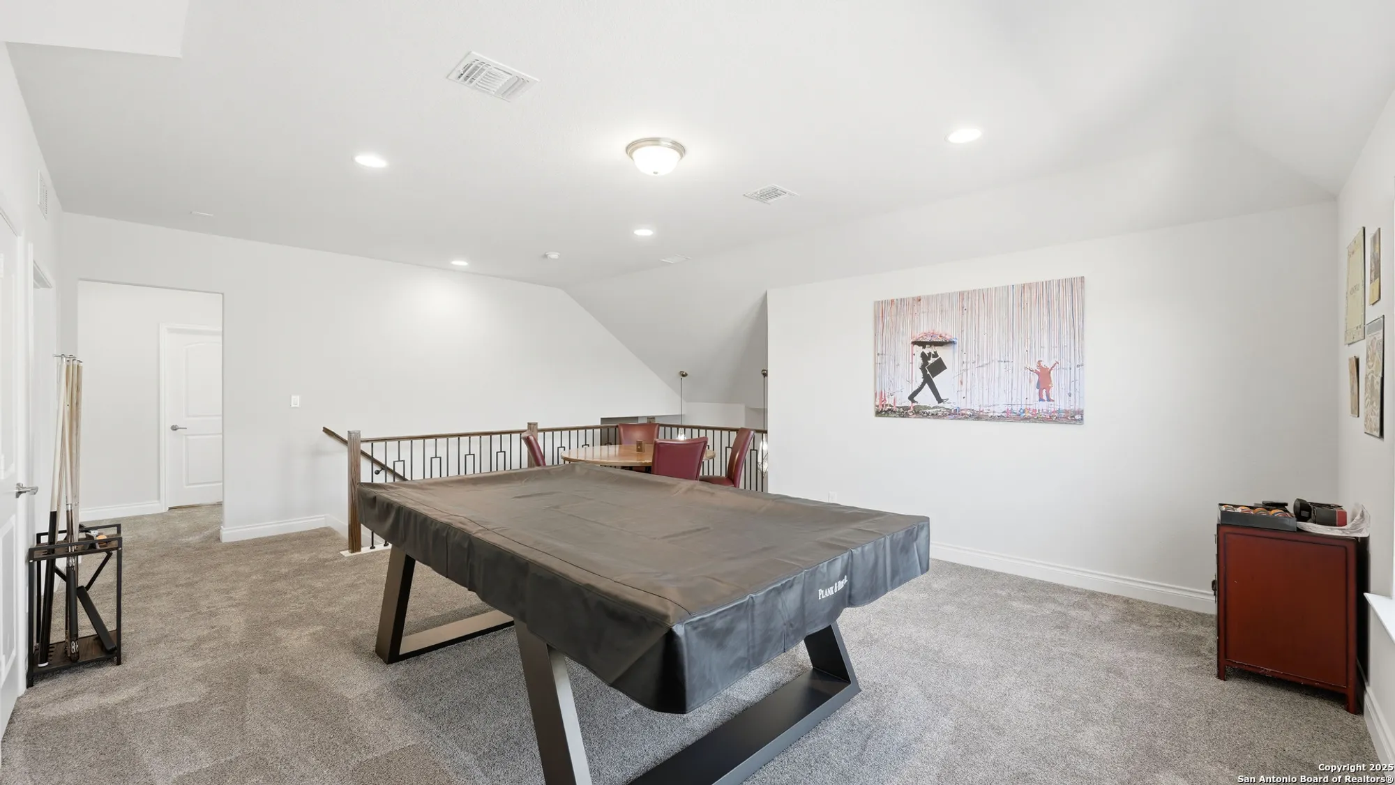 Property Slideshow image 30 of 46 | 820 silverberry dr, New Braunfels, TX, 78132