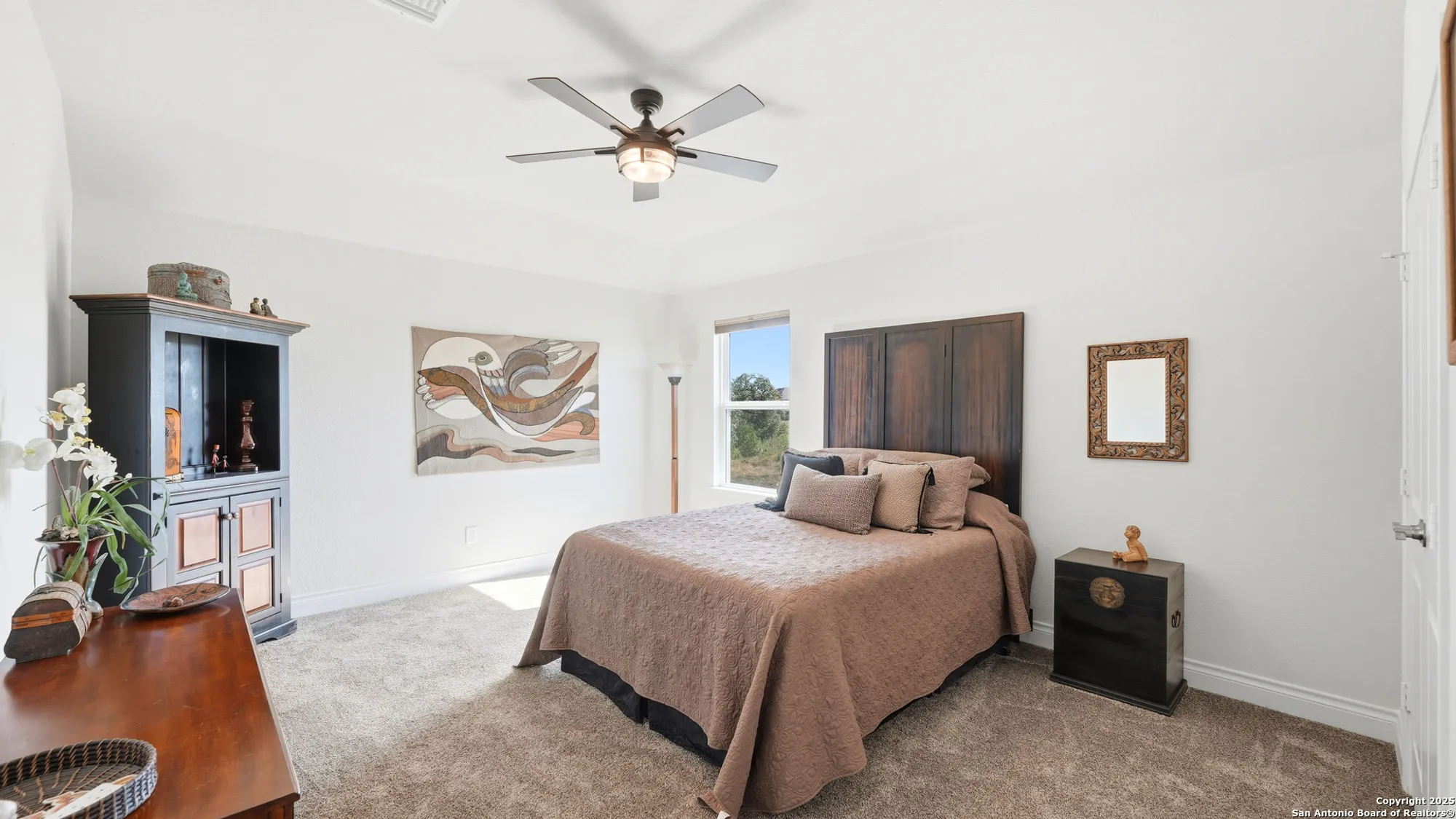 Property Slideshow image 34 of 46 | 820 silverberry dr, New Braunfels, TX, 78132