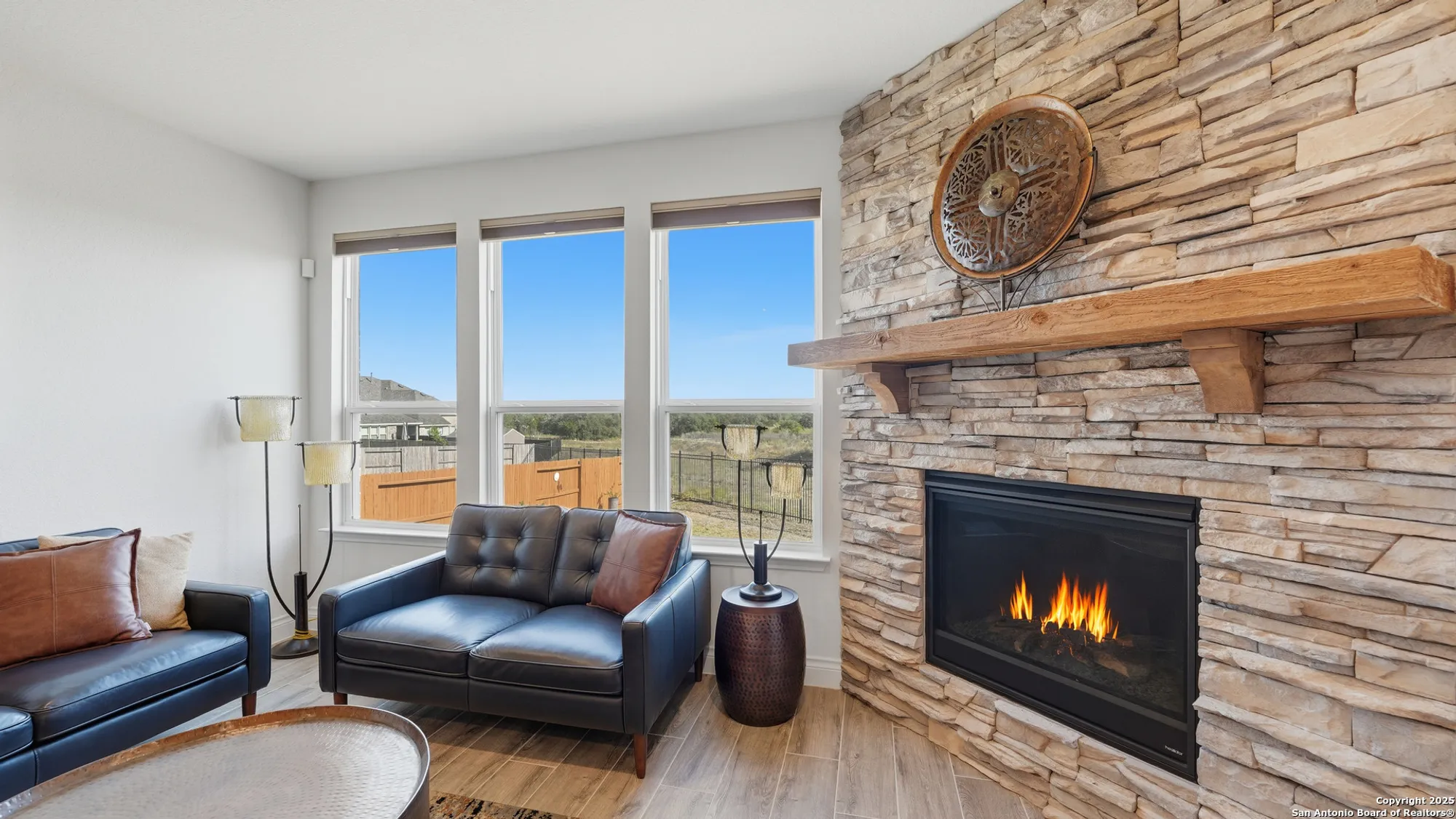 Property Slideshow image 6 of 46 | 820 silverberry dr, New Braunfels, TX, 78132