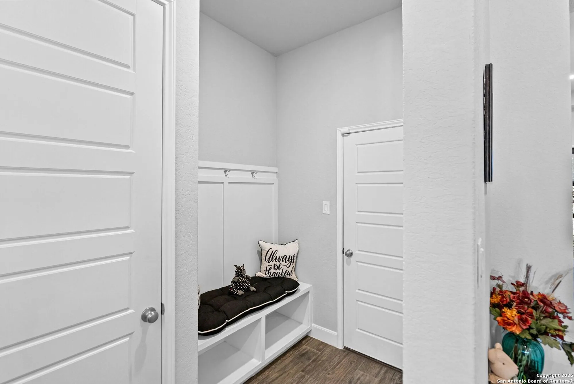 Property Slideshow image 20 of 40 | 2154 wildrye ln, New Braunfels, TX, 78132