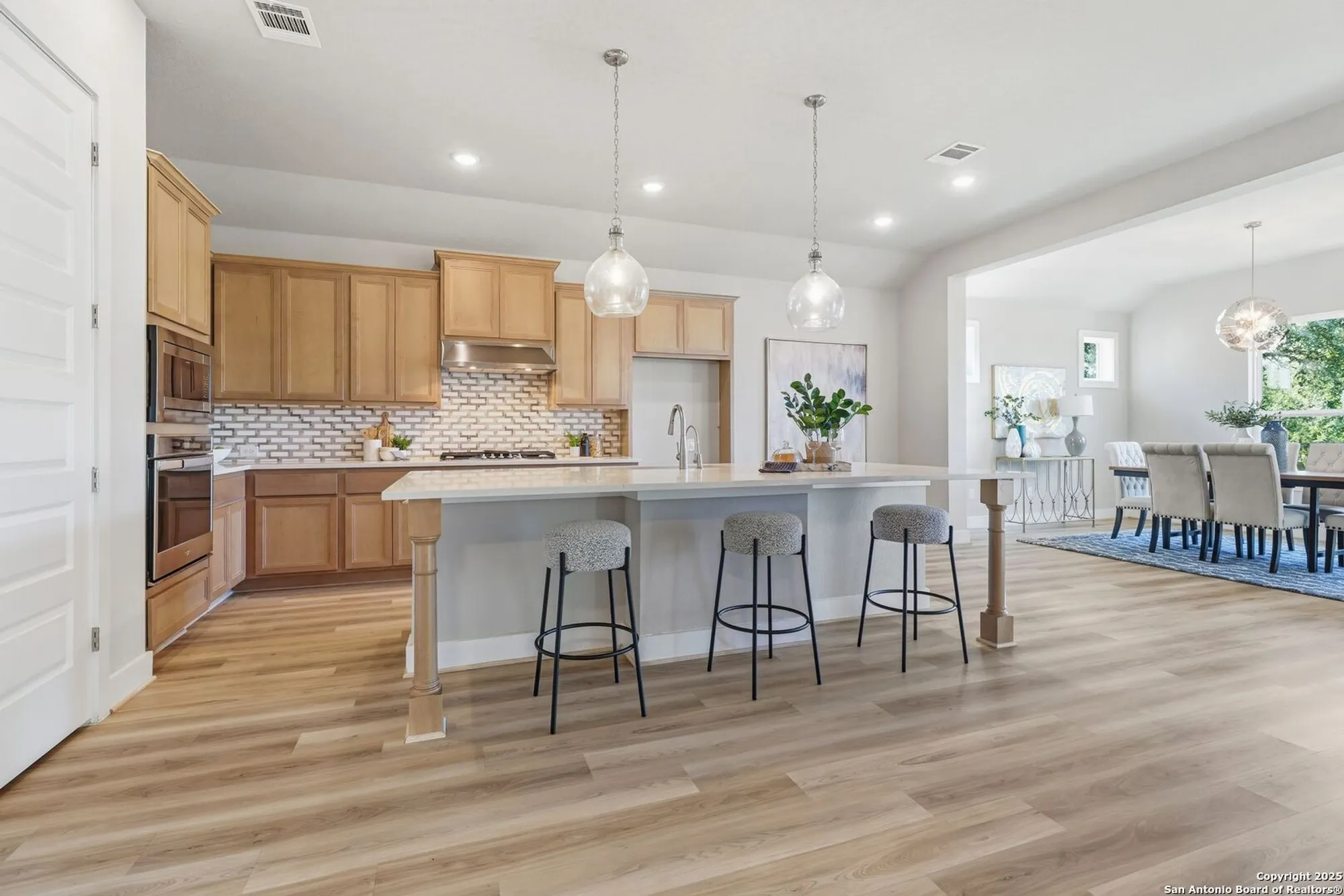 Property Slideshow image 11 of 44 | 641 vale ct, New Braunfels, TX, 78132