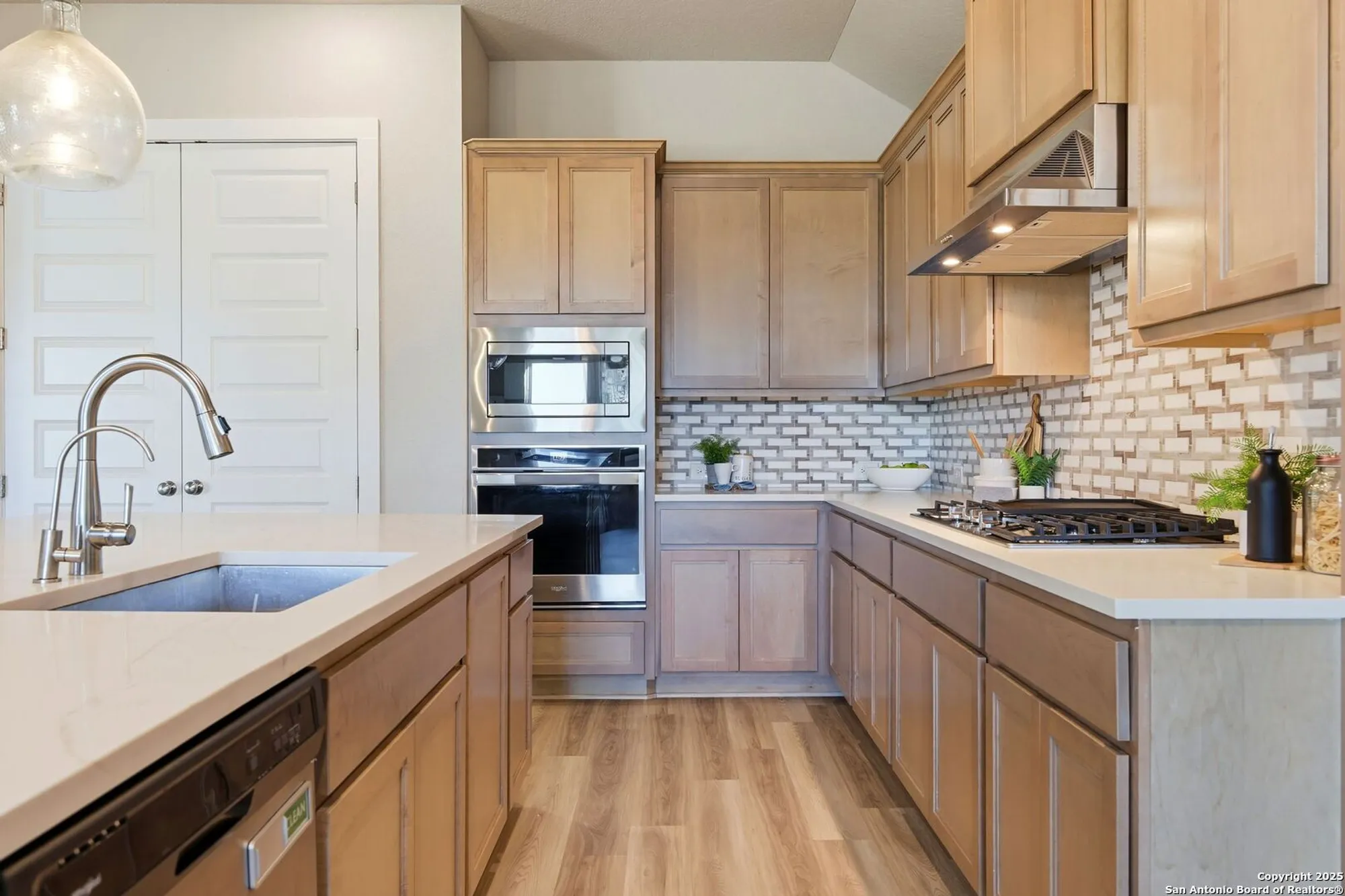 Property Slideshow image 31 of 44 | 641 vale ct, New Braunfels, TX, 78132