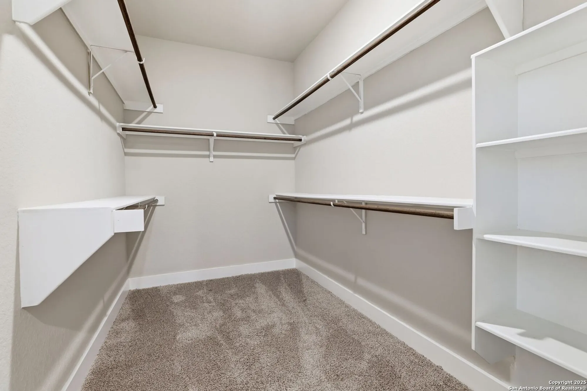 Property Slideshow image 36 of 44 | 641 vale ct, New Braunfels, TX, 78132