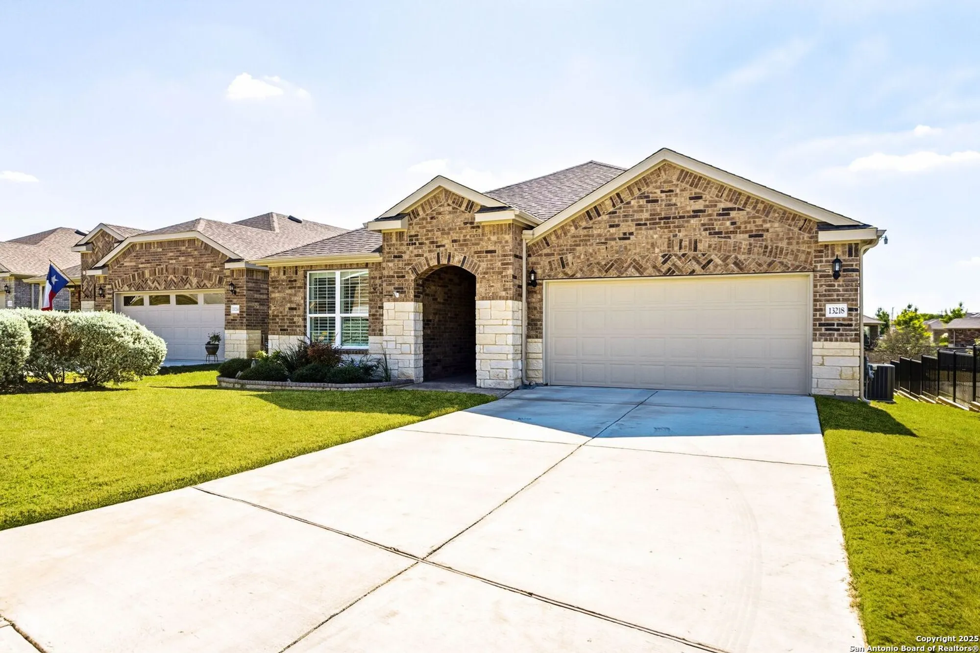 Property Slideshow image 5 of 34 | 13218 triple x dr, San Antonio, TX, 78253