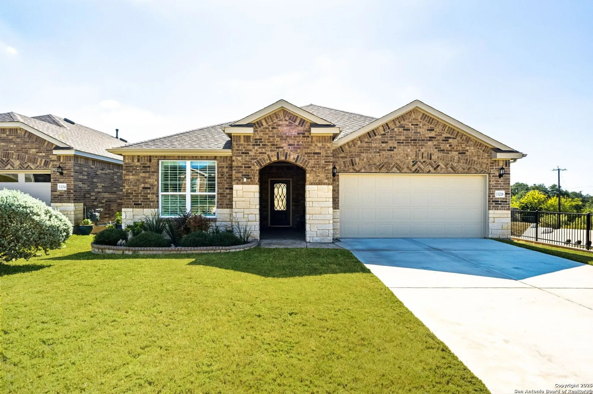 Property Slideshow image 4 of 34 | 13218 triple x dr, San Antonio, TX, 78253