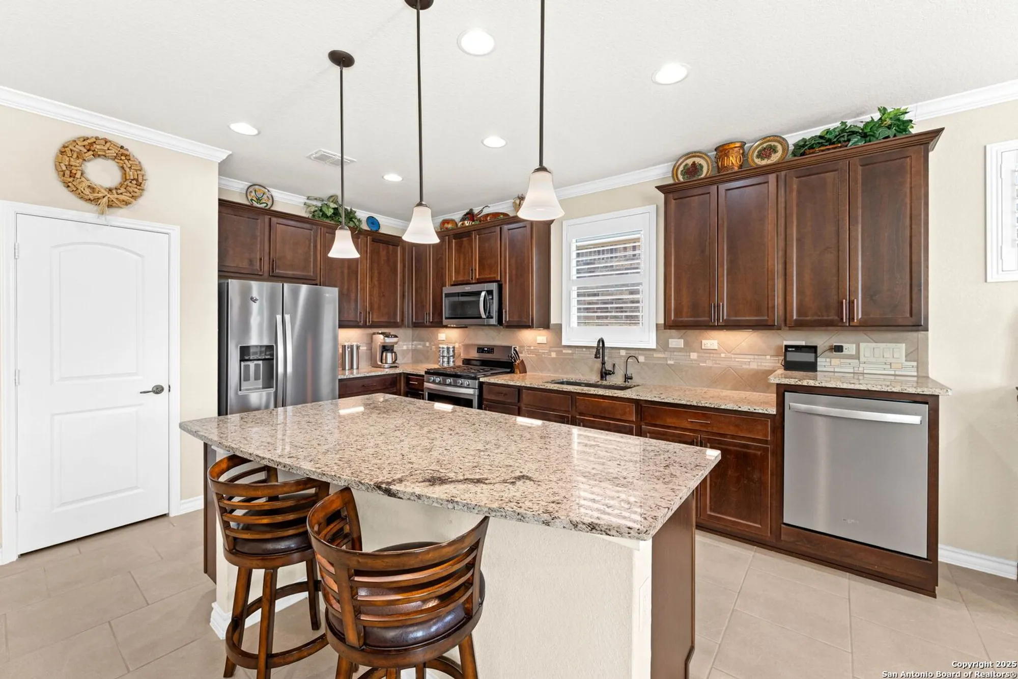 Property Slideshow image 14 of 34 | 13218 triple x dr, San Antonio, TX, 78253