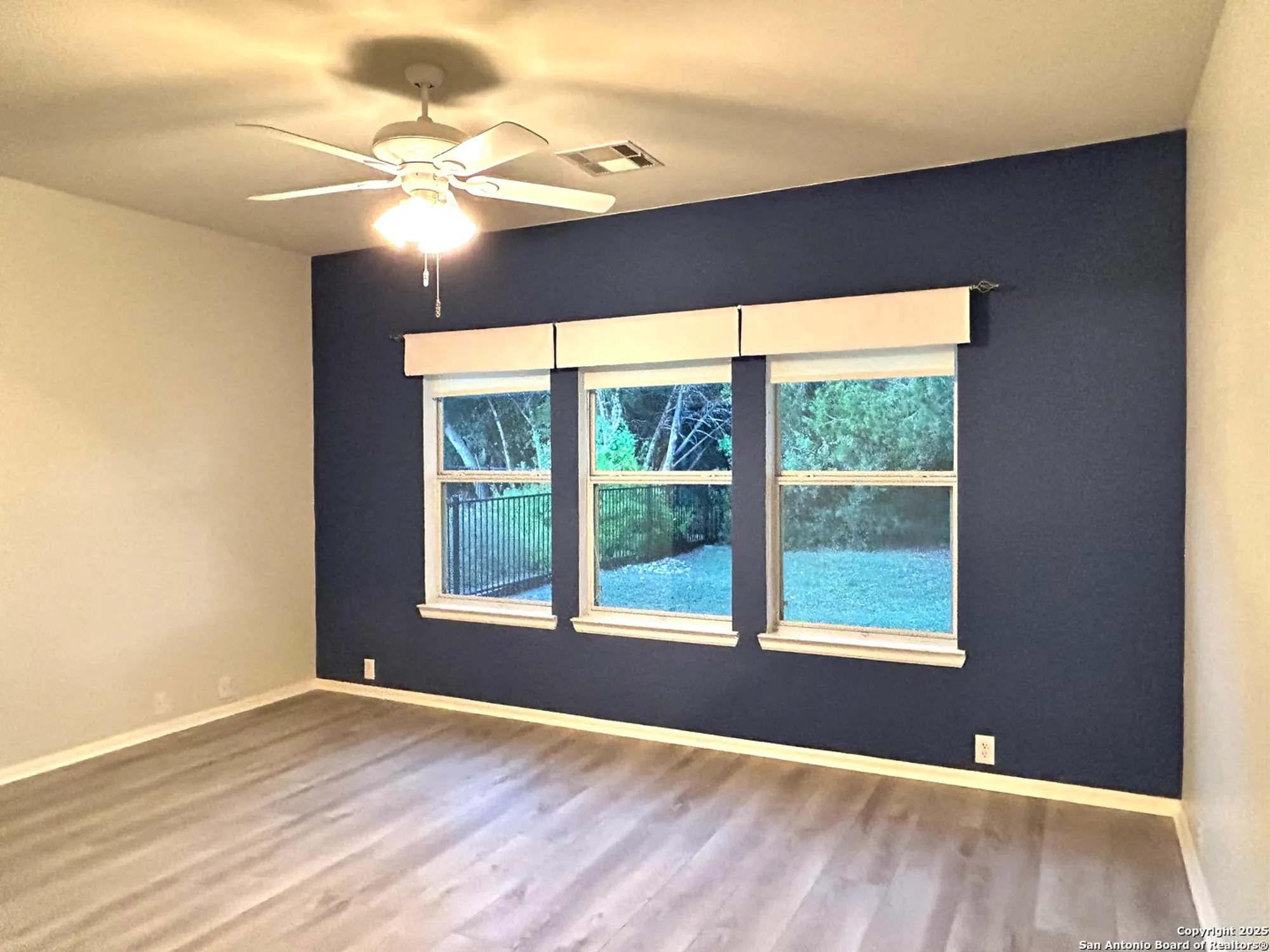 Property Slideshow image 8 of 14 | 12731 cascade hls, San Antonio, TX, 78253