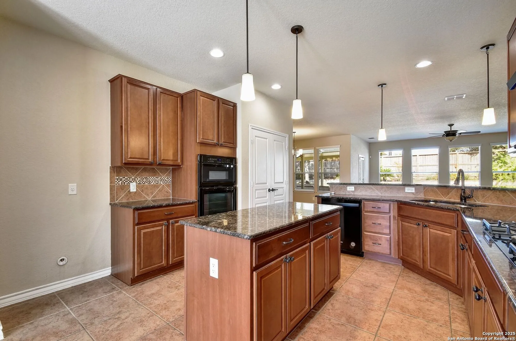 Property Slideshow image 11 of 31 | 4307 post cedar, San Antonio, TX, 78253
