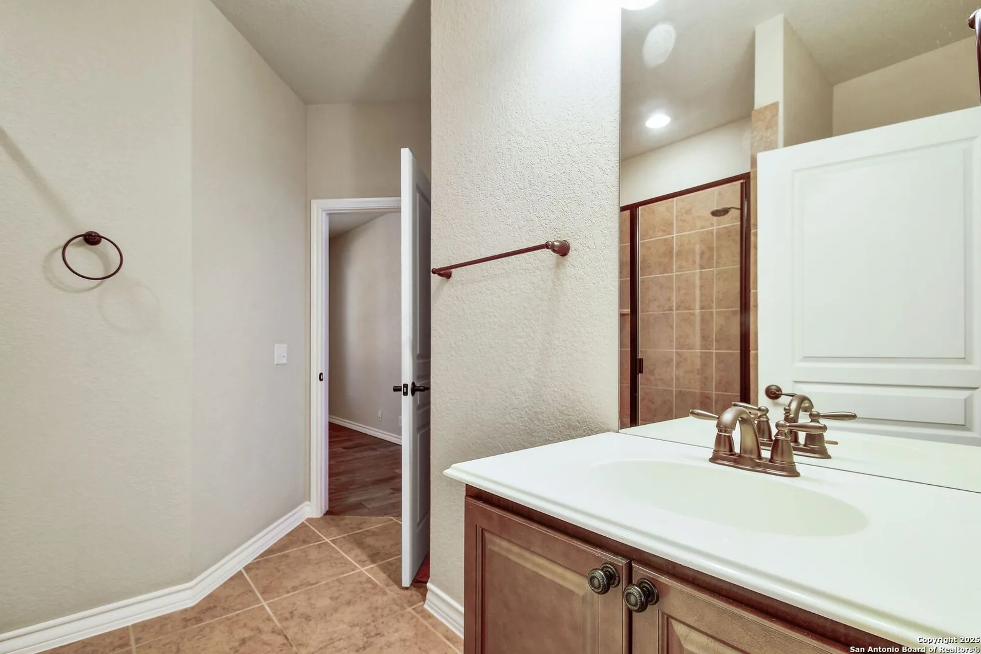 Property Slideshow image 25 of 31 | 4307 post cedar, San Antonio, TX, 78253