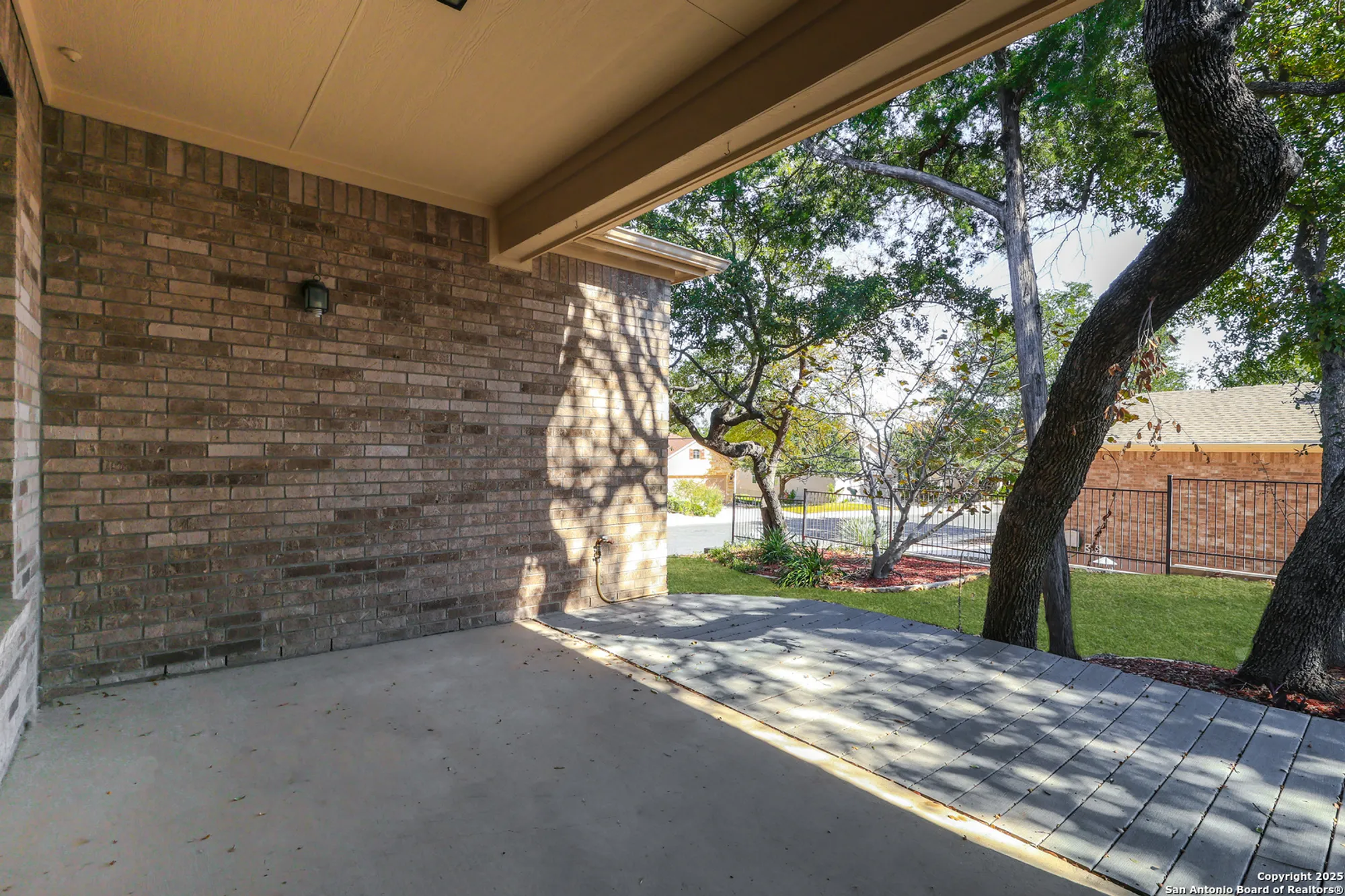 Property Slideshow image 33 of 44 | 4550 jarrell, San Antonio, TX, 78253