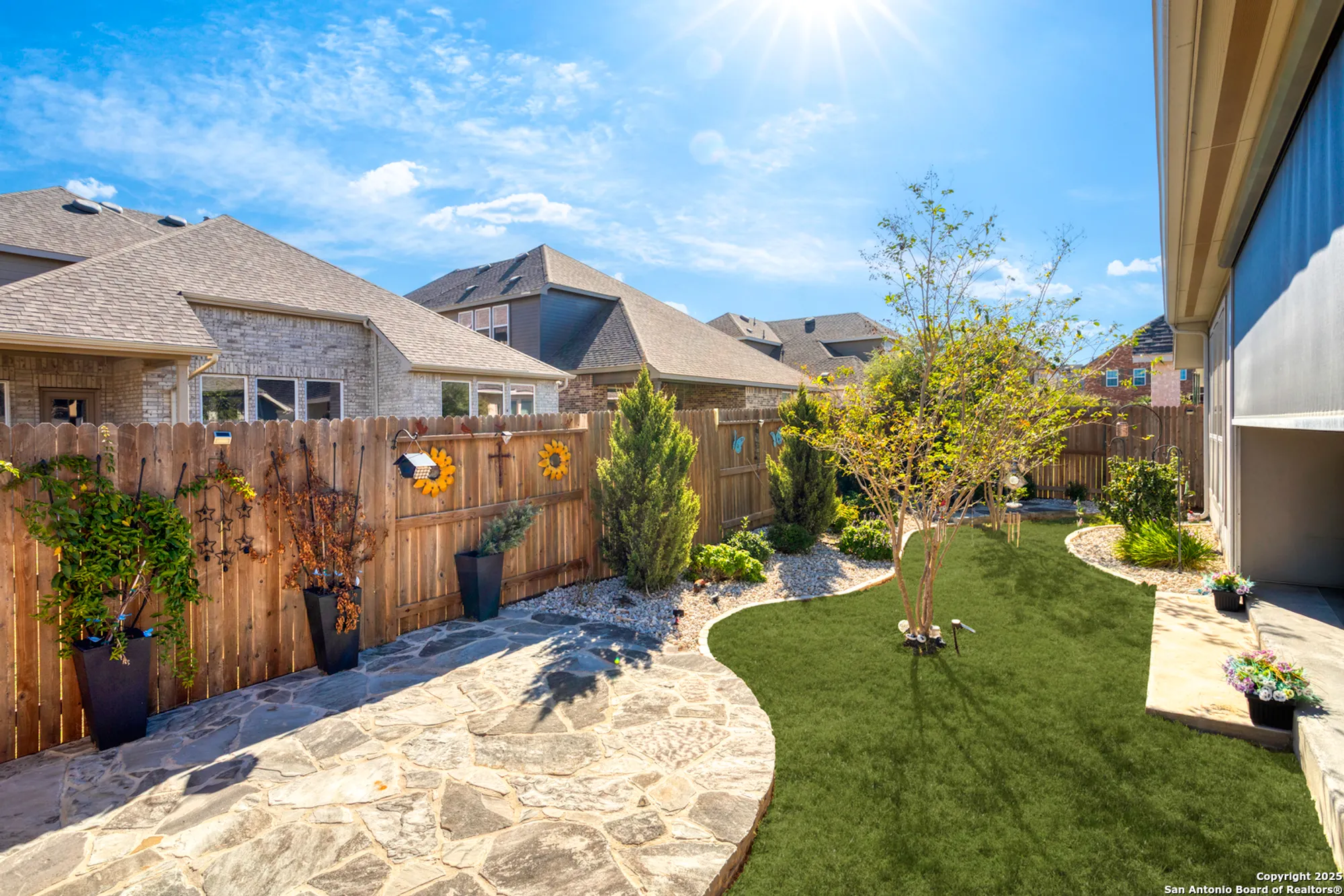 Property Slideshow image 19 of 22 | 2227 prado dr, New Braunfels, TX, 78132