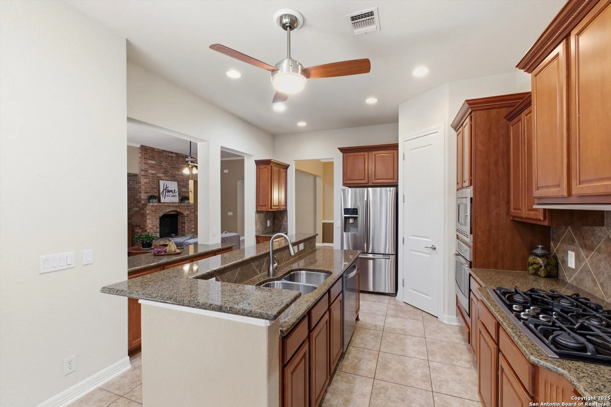 Property Slideshow image 10 of 32 | 12715 texas thistle, San Antonio, TX, 78253