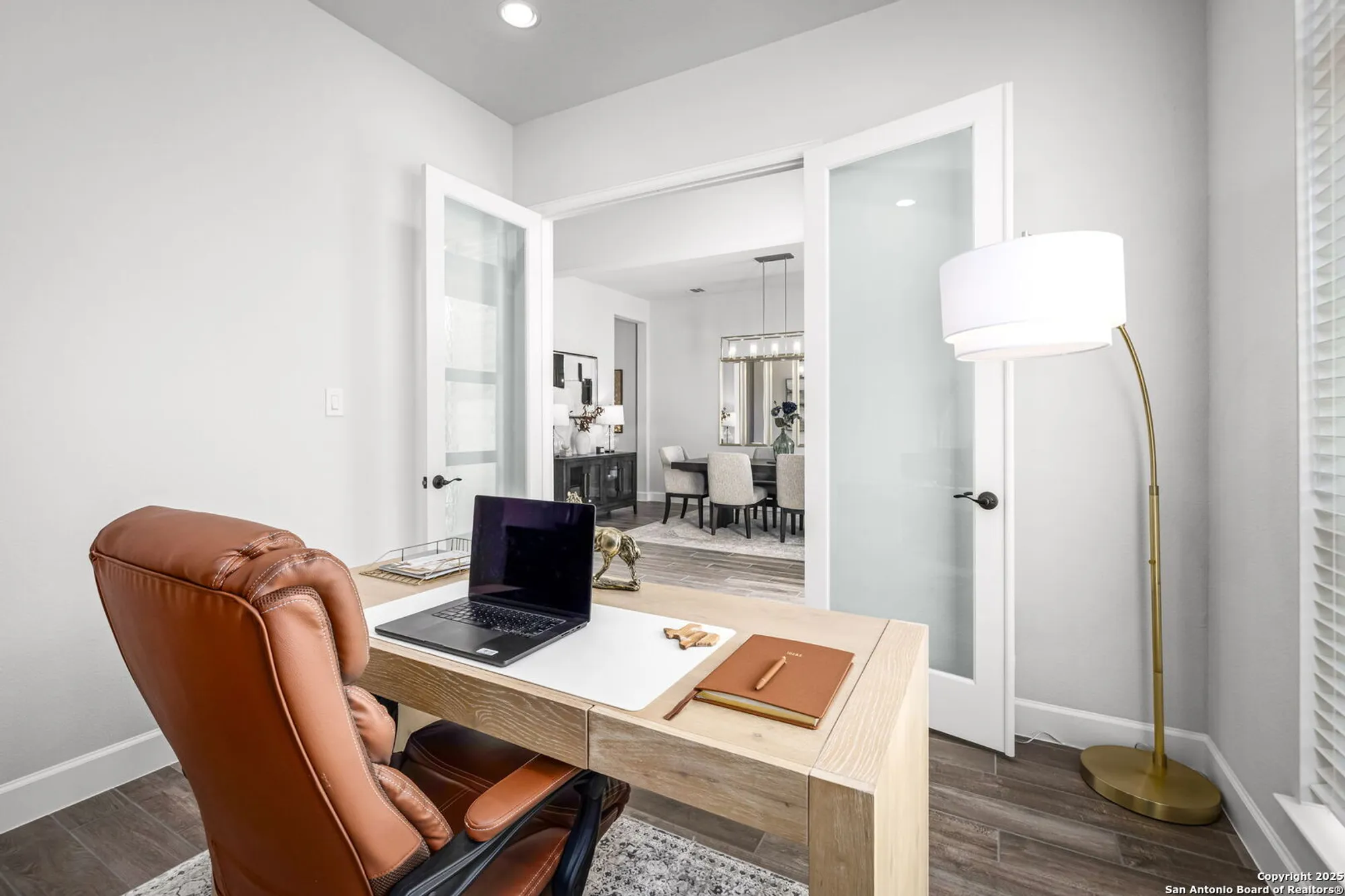 Property Slideshow image 8 of 34 | 358 bridle trl, New Braunfels, TX, 78132