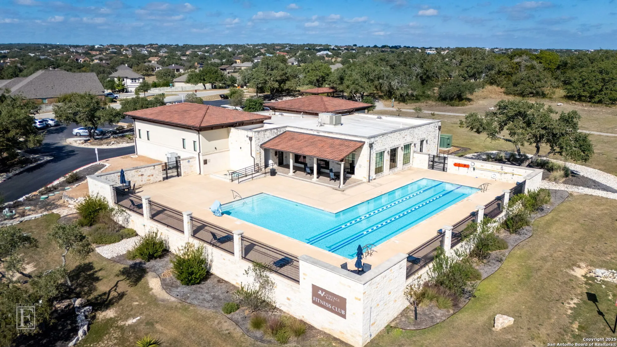 Property Slideshow image 30 of 34 | 358 bridle trl, New Braunfels, TX, 78132