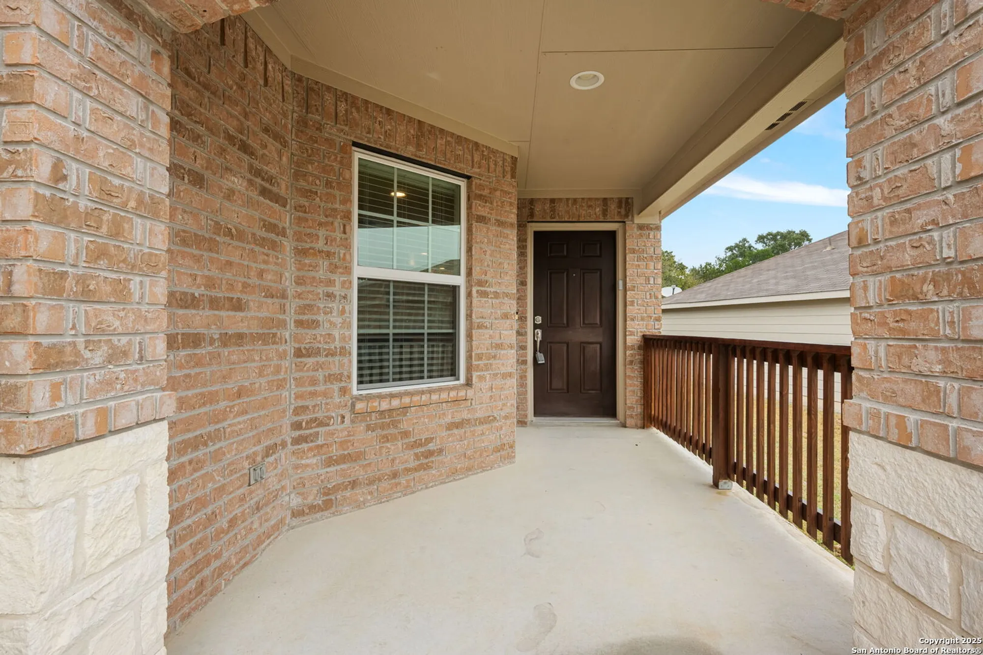 Property Slideshow image 4 of 26 | 13019 cache crk, San Antonio, TX, 78253