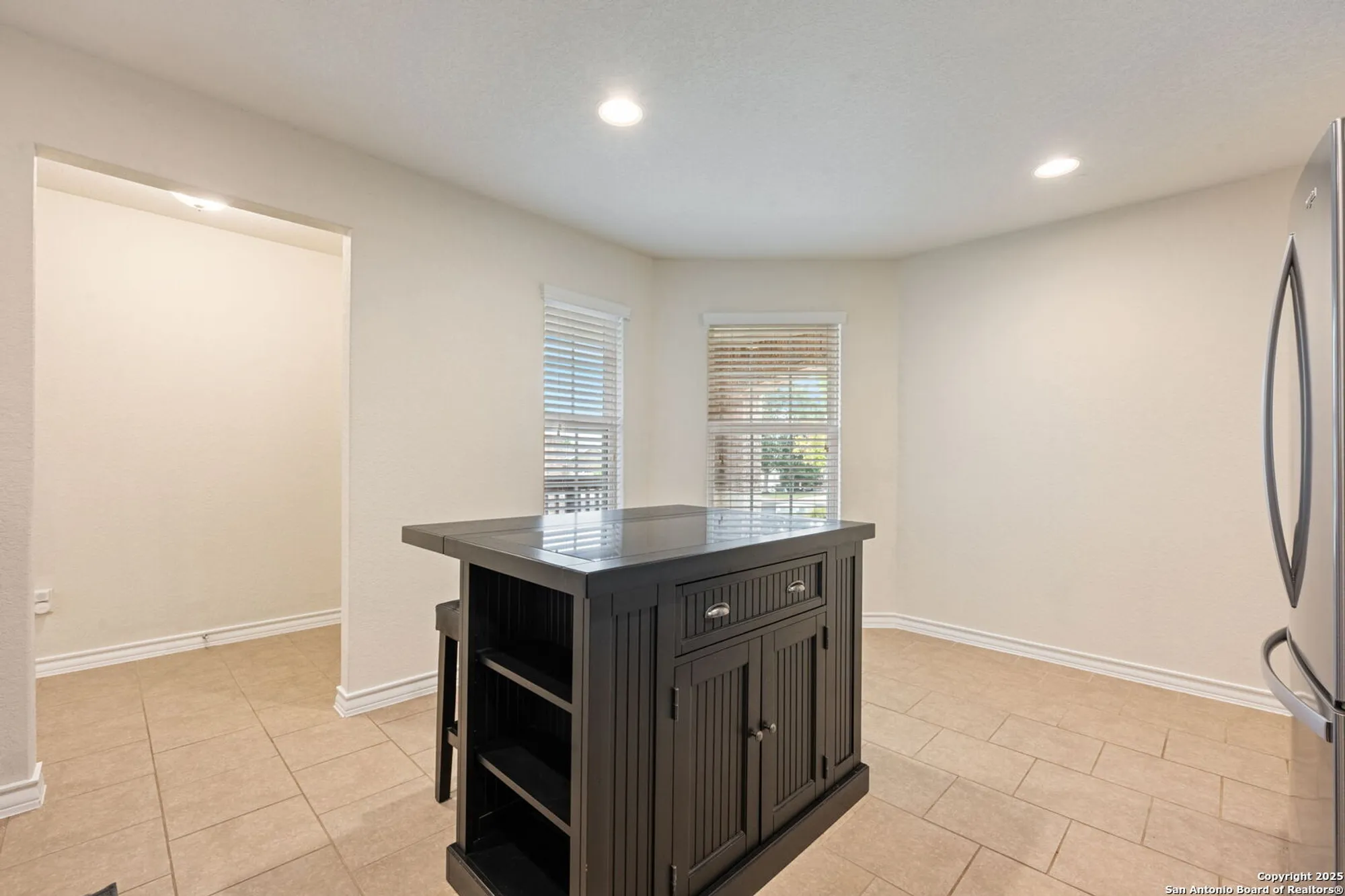 Property Slideshow image 7 of 26 | 13019 cache crk, San Antonio, TX, 78253