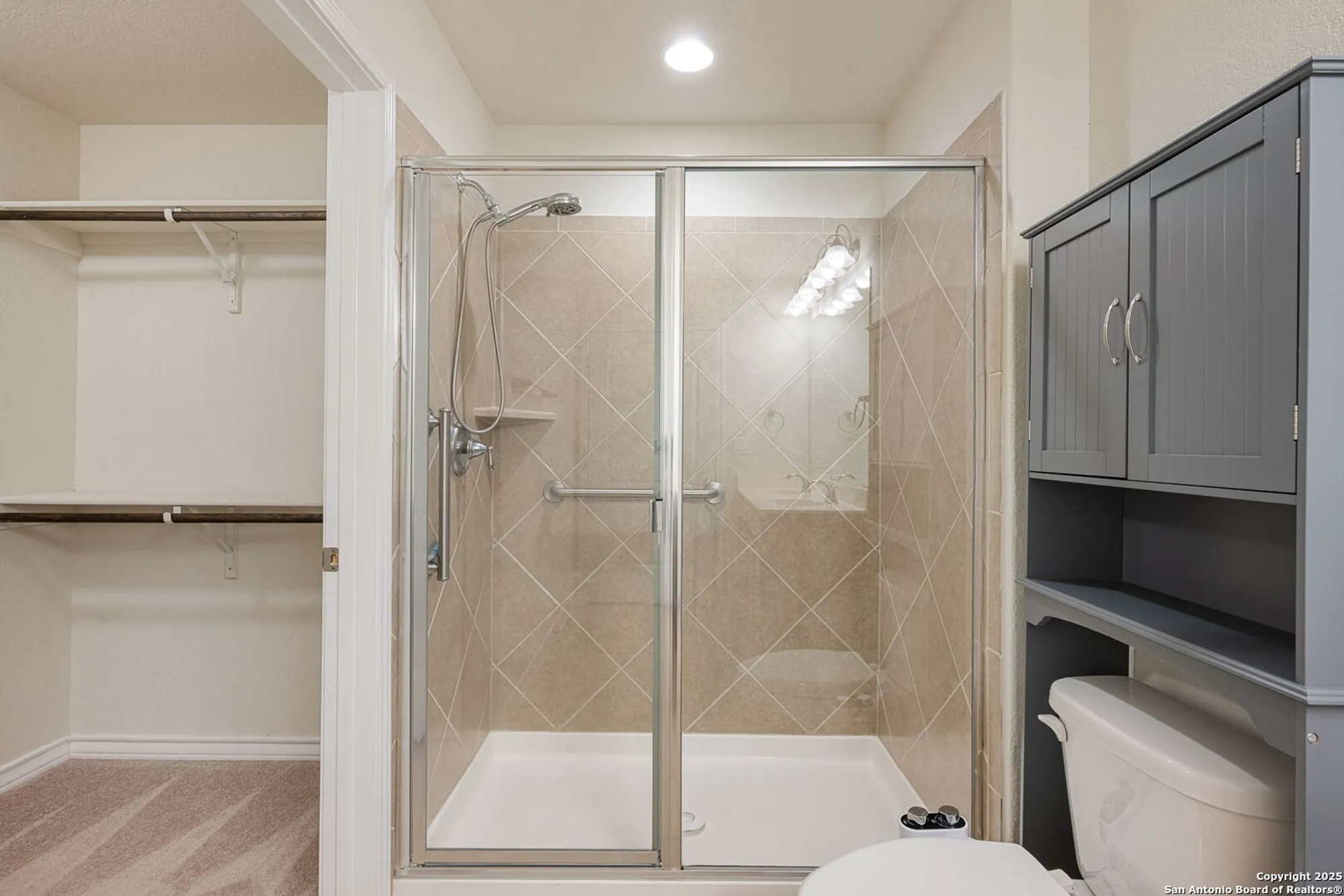 Property Slideshow image 18 of 26 | 13019 cache crk, San Antonio, TX, 78253