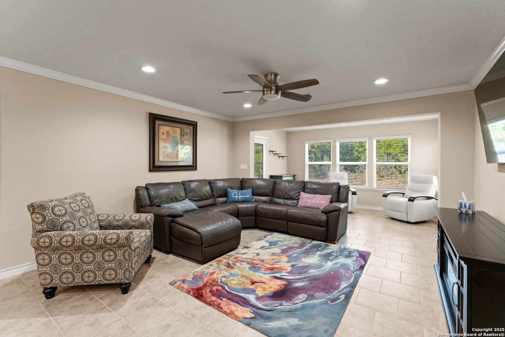 Property Slideshow image 7 of 28 | 13047 cache crk, San Antonio, TX, 78253