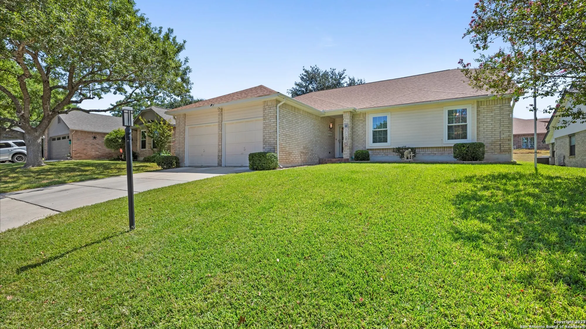 Property Slideshow image 32 of 54 | 3704 scenic dr, Schertz, TX, 78108