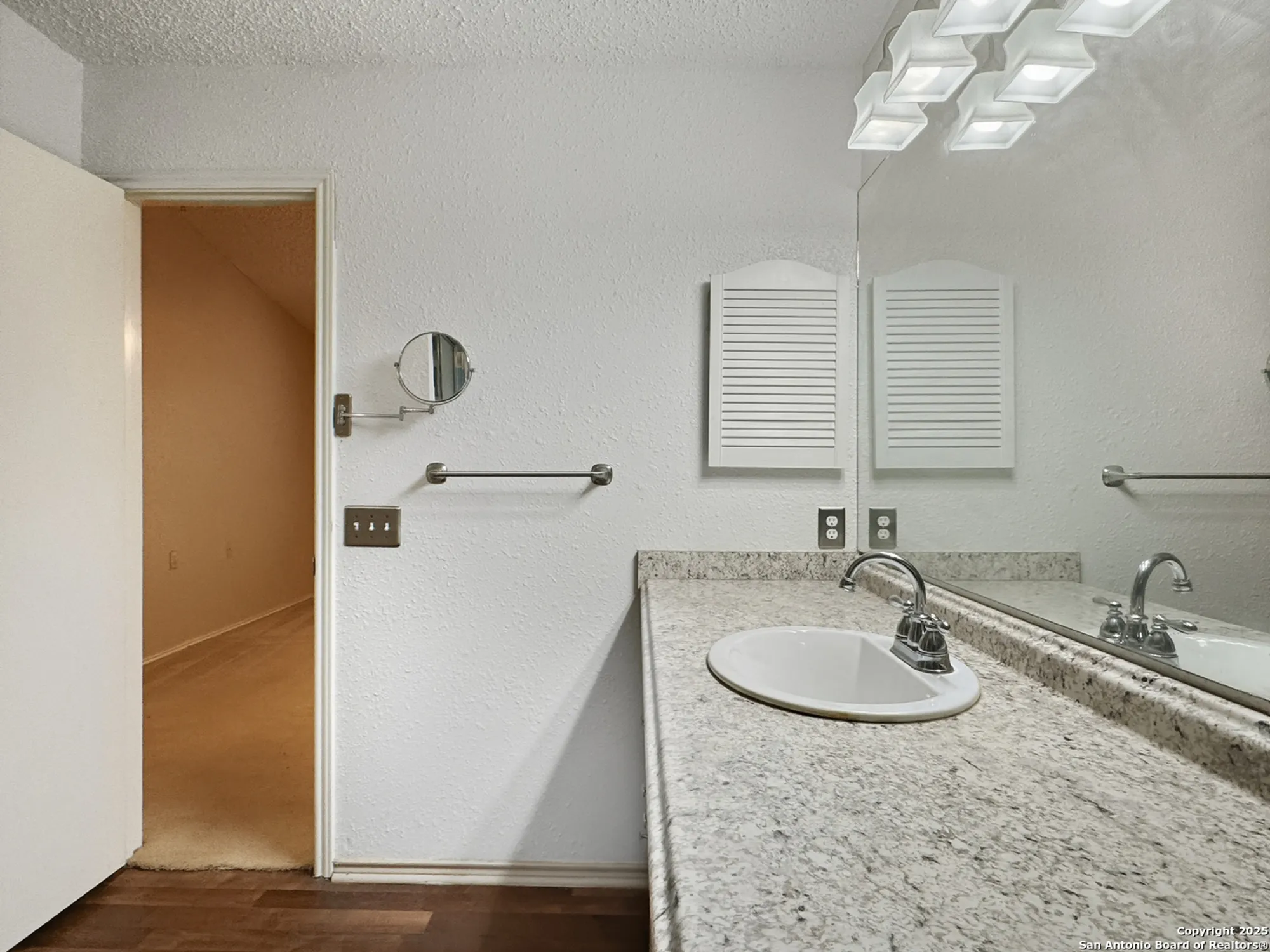 Property Slideshow image 32 of 35 | 3800 overlook dr, Schertz, TX, 78108