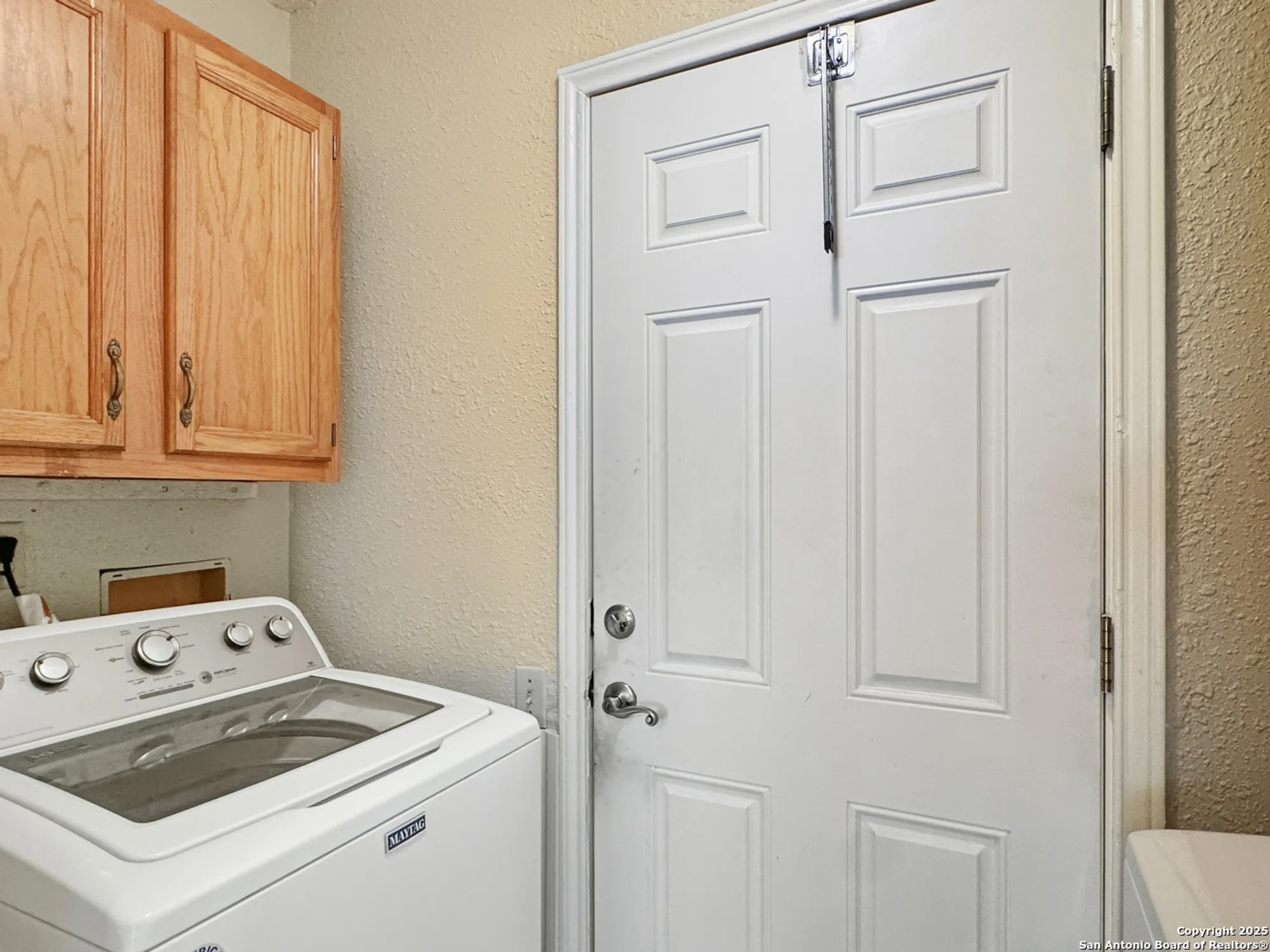 Property Slideshow image 33 of 35 | 3800 overlook dr, Schertz, TX, 78108