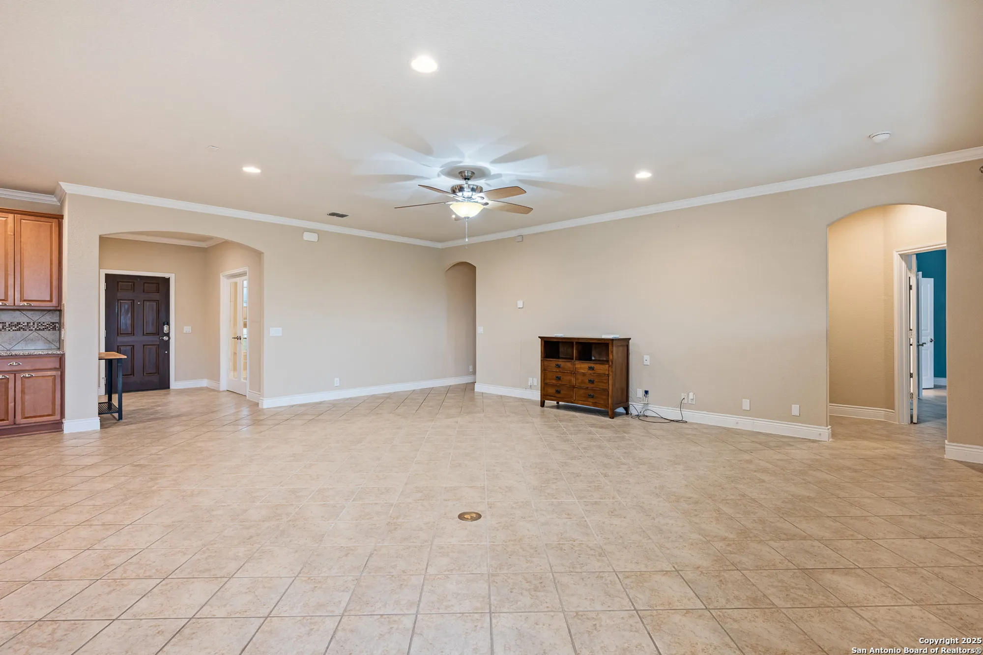 Property Slideshow image 5 of 49 | 4322 paddling pass, San Antonio, TX, 78253