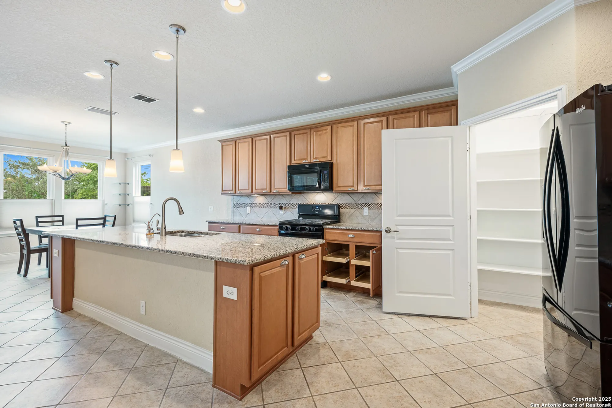 Property Slideshow image 8 of 49 | 4322 paddling pass, San Antonio, TX, 78253