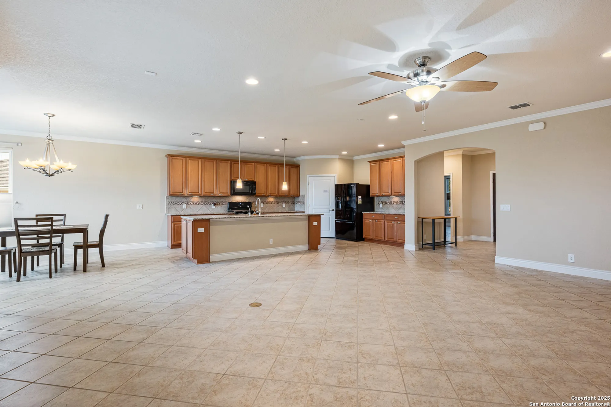 Property Slideshow image 19 of 49 | 4322 paddling pass, San Antonio, TX, 78253