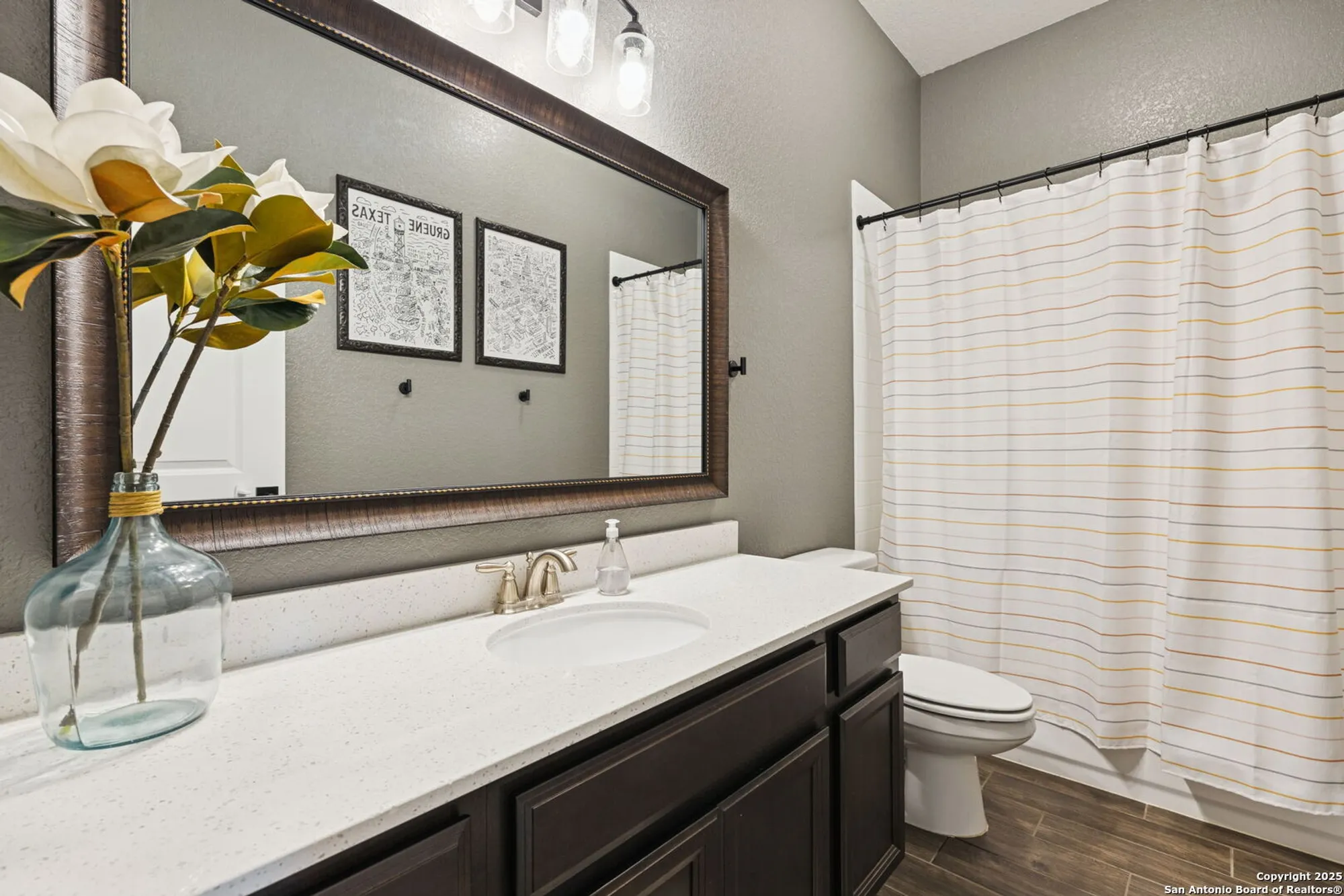 Property Slideshow image 22 of 42 | 390 nightshade trl, New Braunfels, TX, 78132