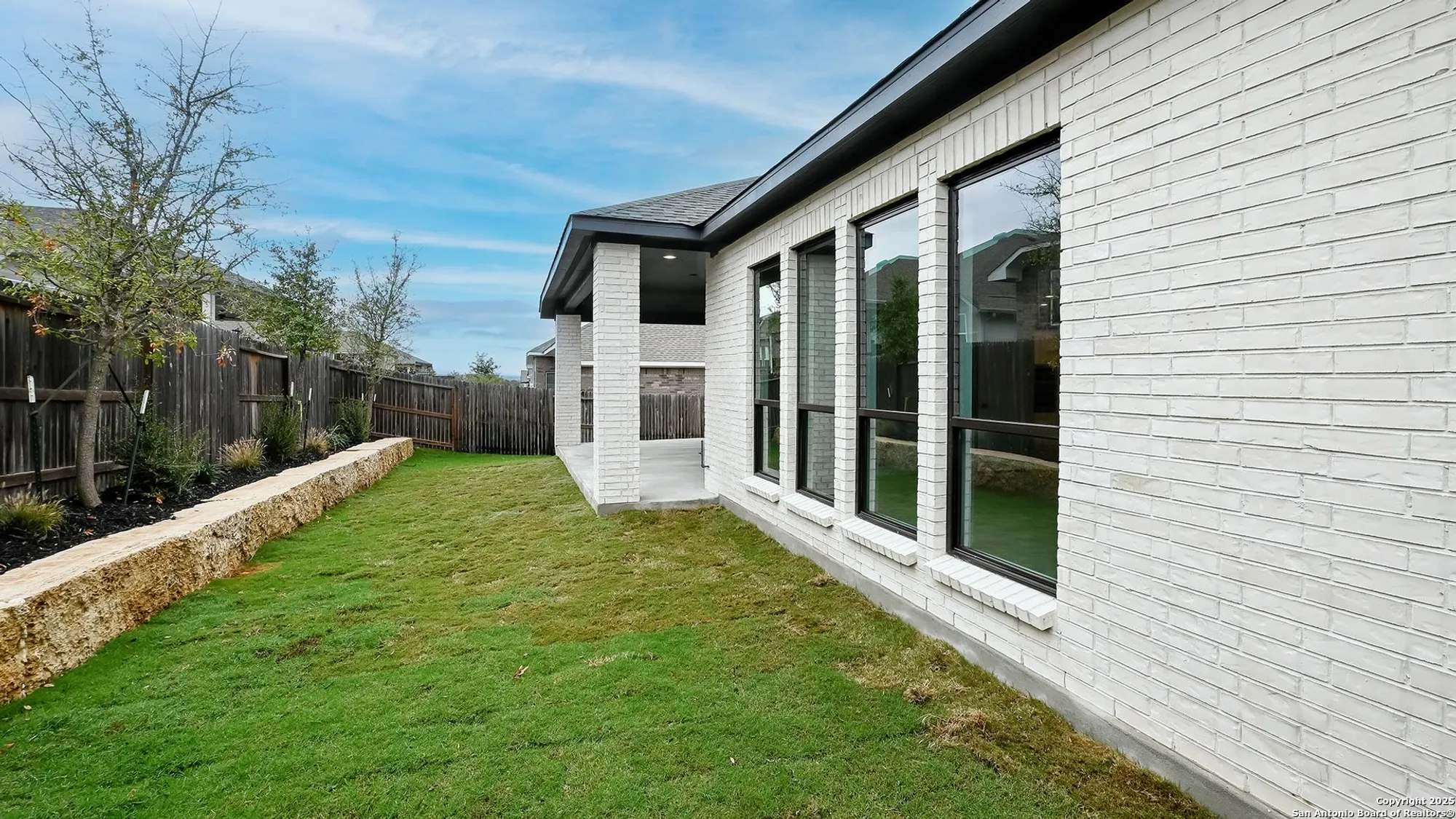 Property Slideshow image 7 of 23 | 2228 sur ave, New Braunfels, TX, 78132