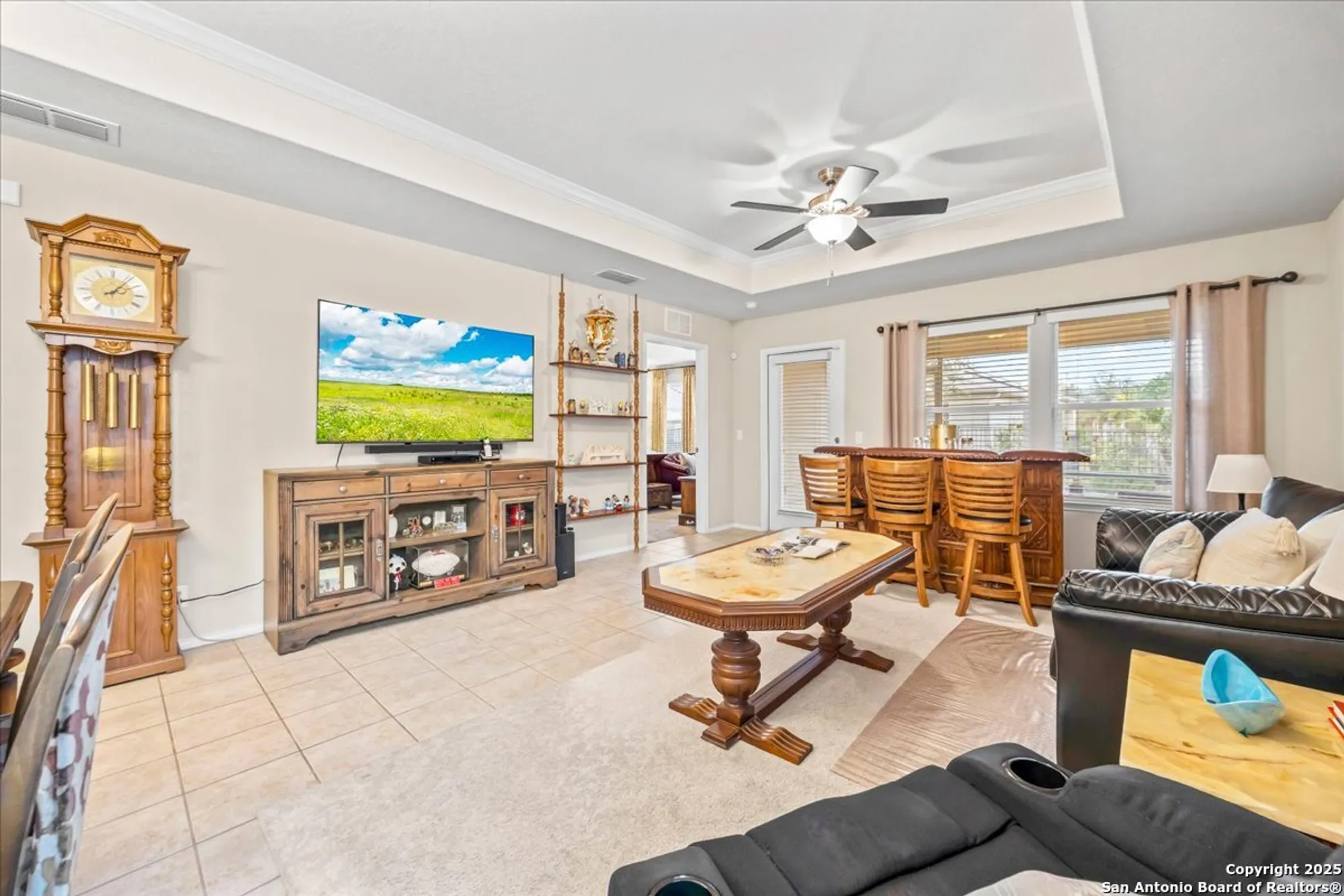 Property Slideshow image 4 of 38 | 12827 pronghorn oak, San Antonio, TX, 78253