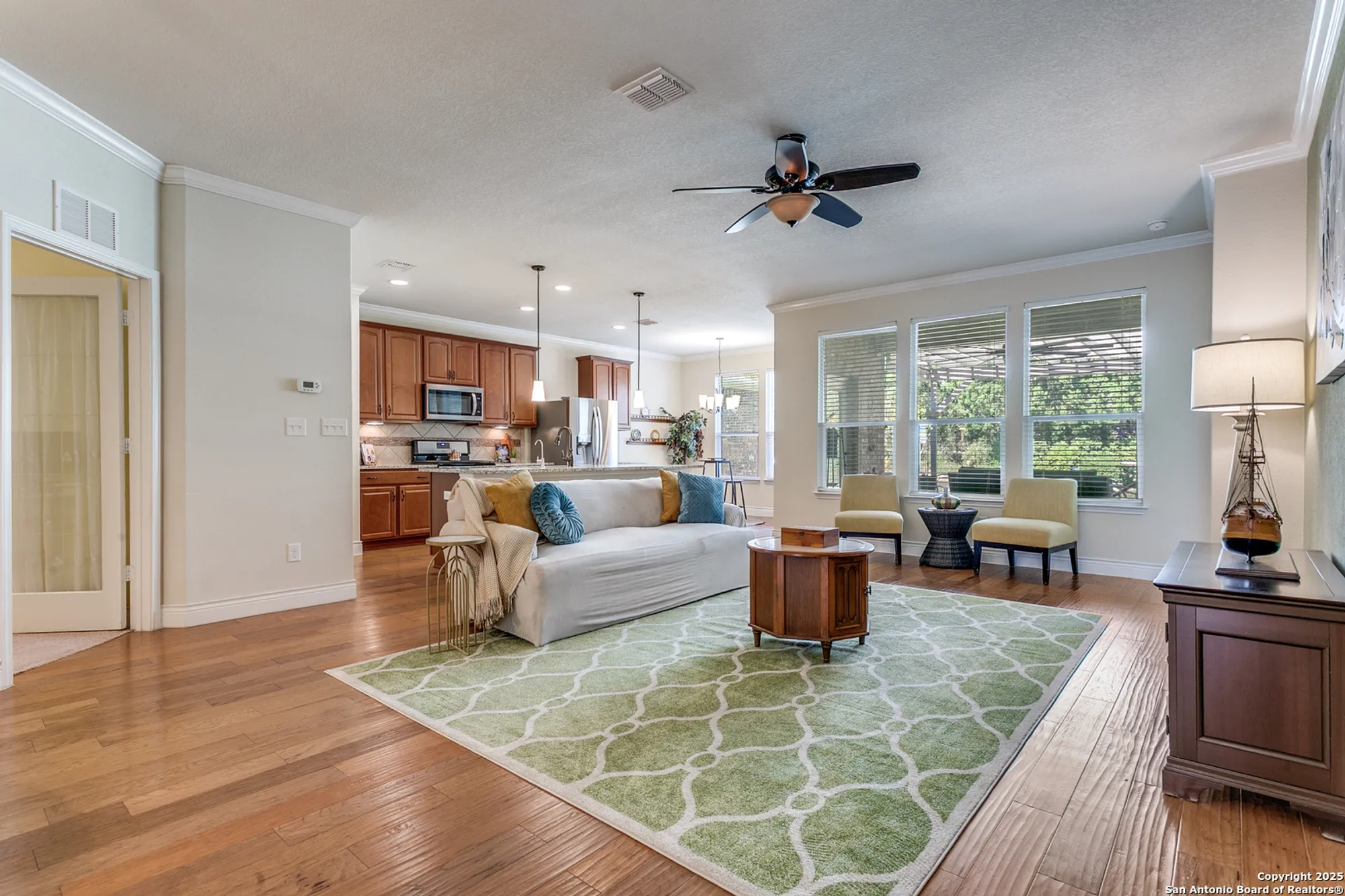 Property Slideshow image 9 of 25 | 12643 sweetgum, San Antonio, TX, 78253