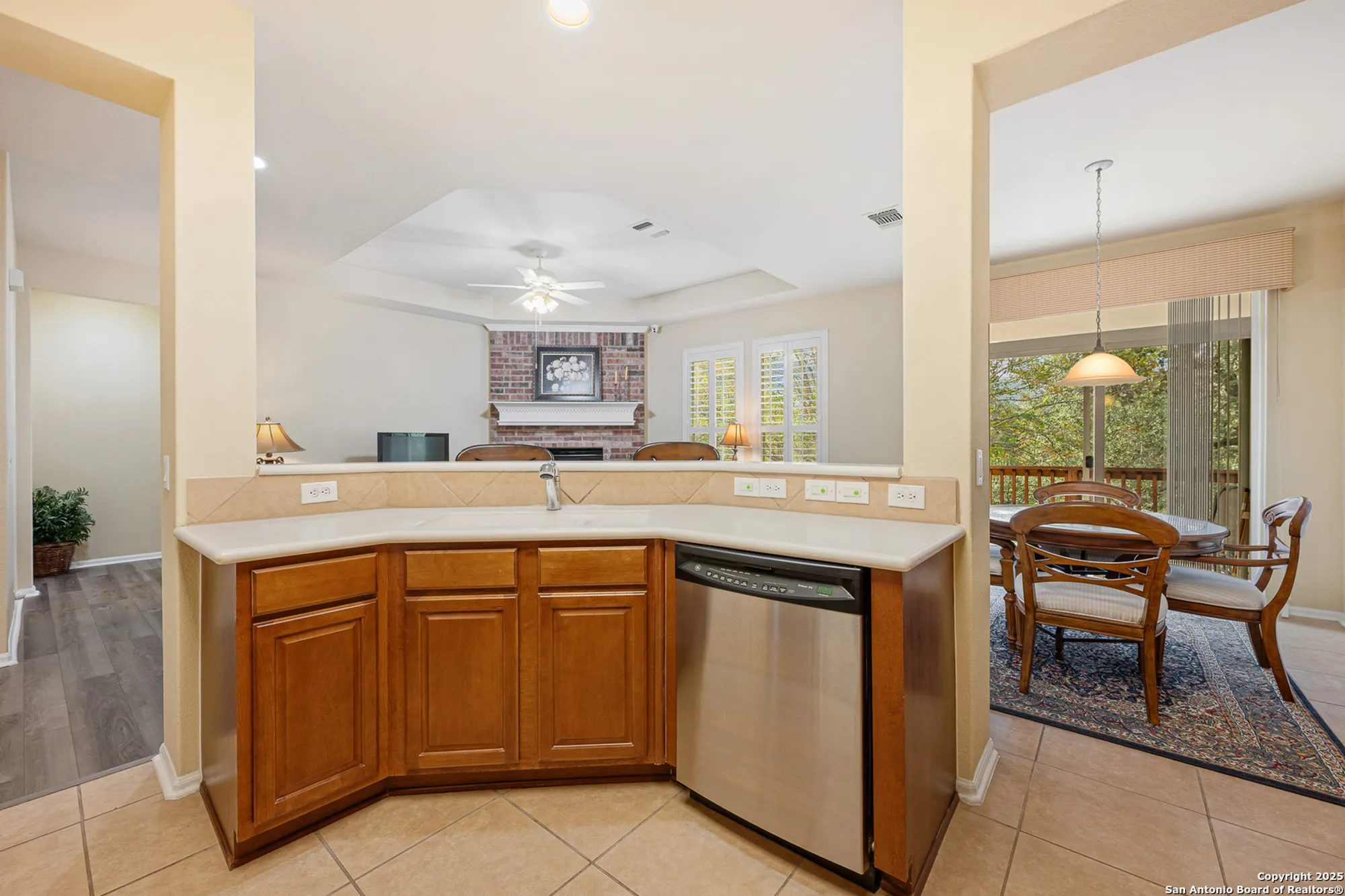 Property Slideshow image 13 of 36 | 4719 sunrise bch, San Antonio, TX, 78253