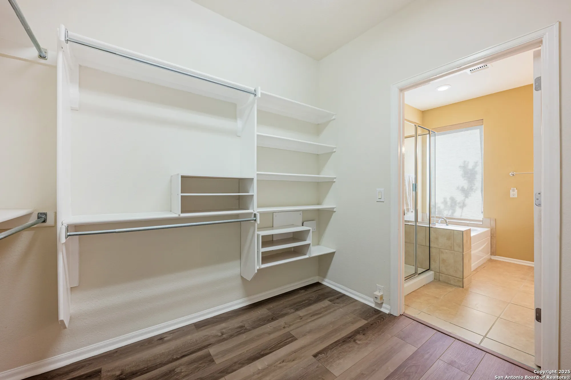 Property Slideshow image 18 of 36 | 4719 sunrise bch, San Antonio, TX, 78253